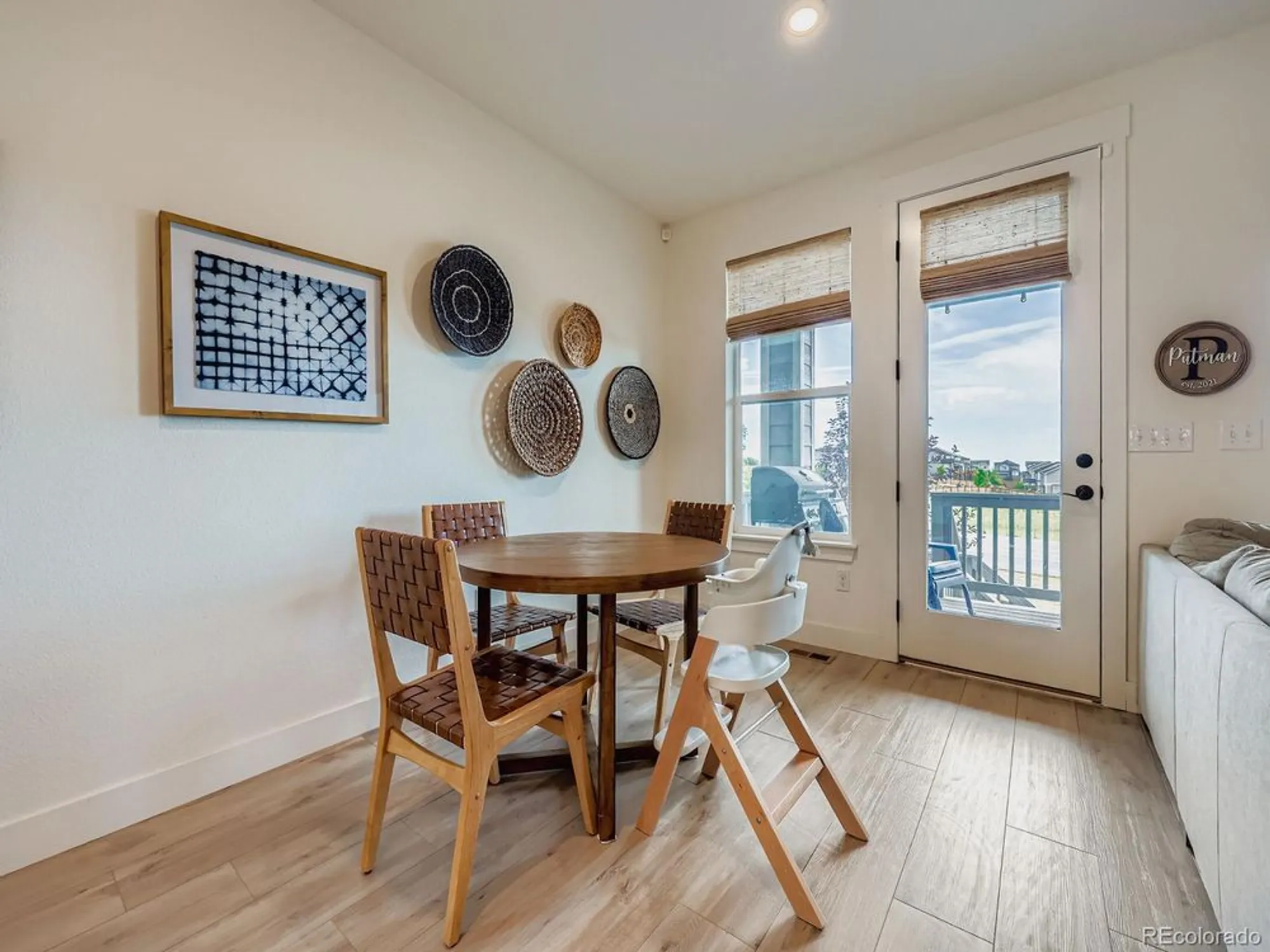 Property Slideshow image 11 of 31 | 4059 happy hollow dr, Castle Rock, CO, 80104
