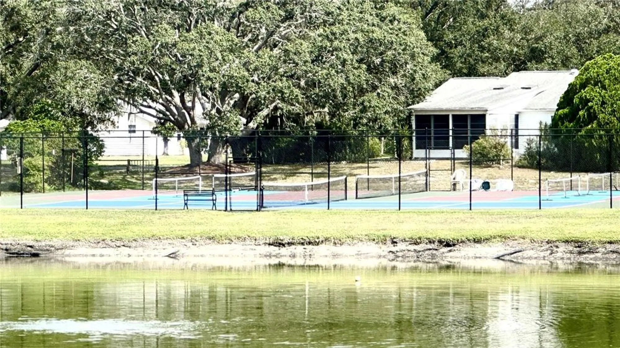 Property Slideshow image 65 of 85 | 918 dundee cir, Leesburg, FL, 34788