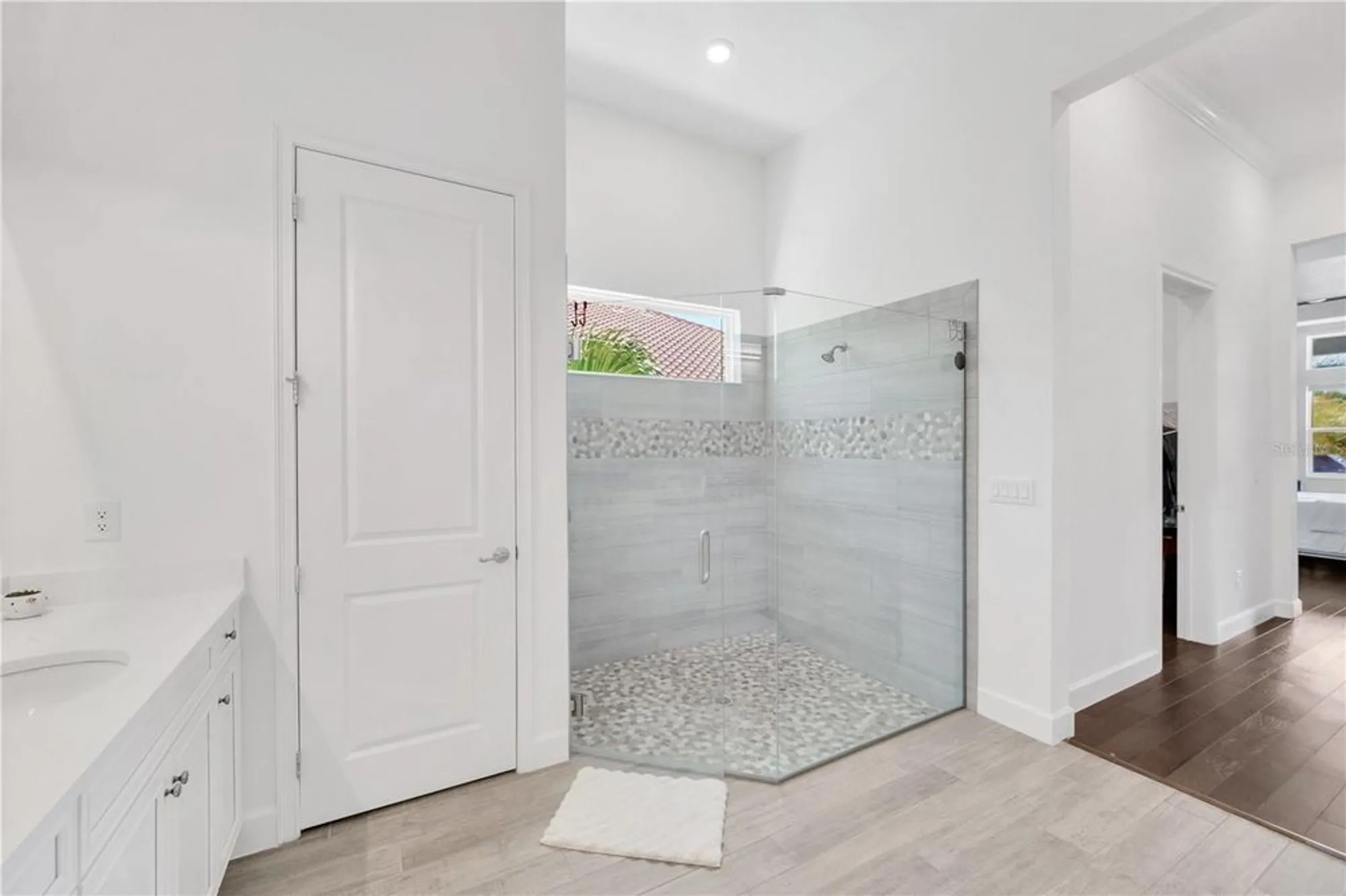 Property Slideshow image 45 of 59 | 832 manns harbor dr, Apollo Beach, FL, 33572