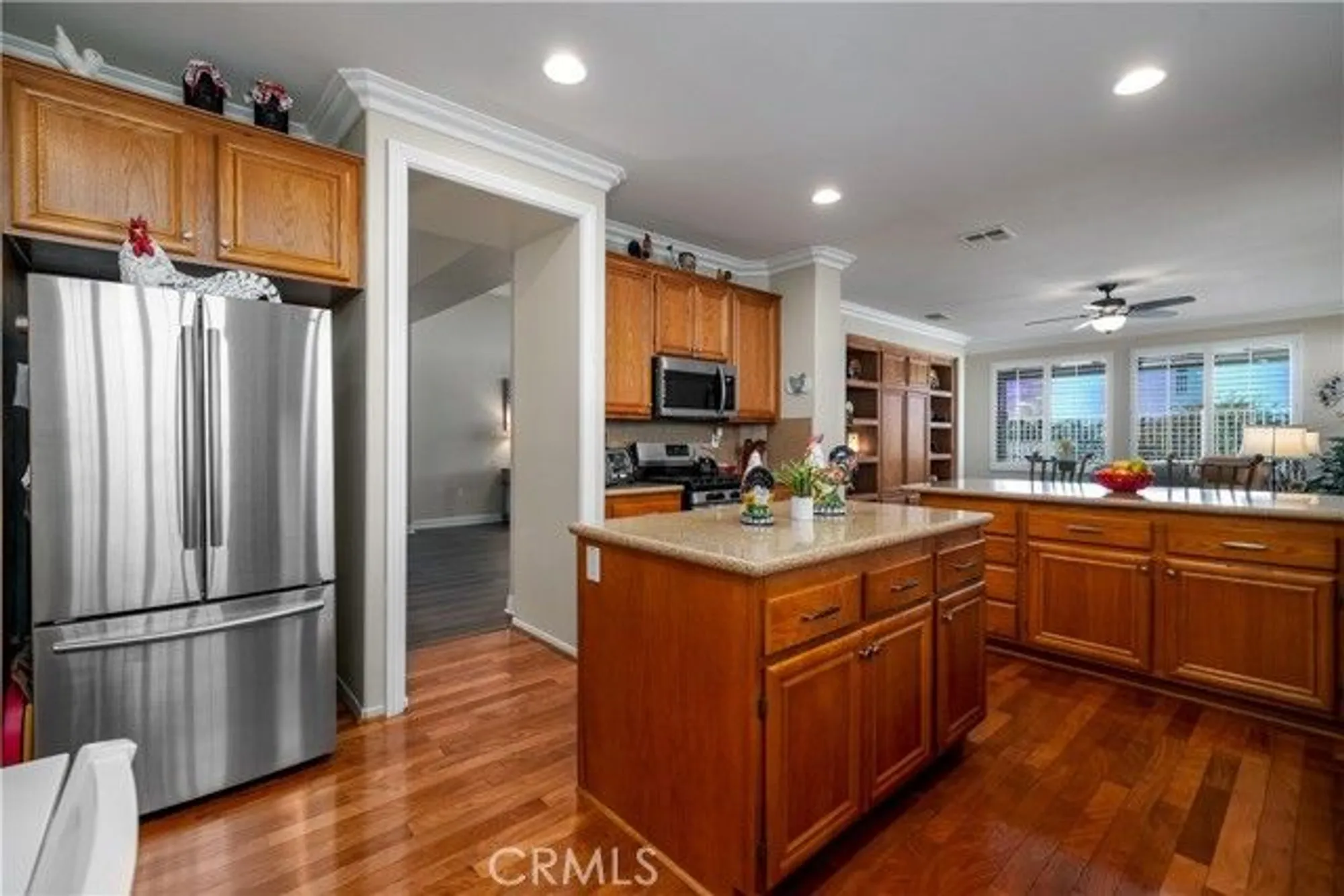 Property Slideshow image 9 of 67 | 39523 sierra madre dr, Murrieta, CA, 92563