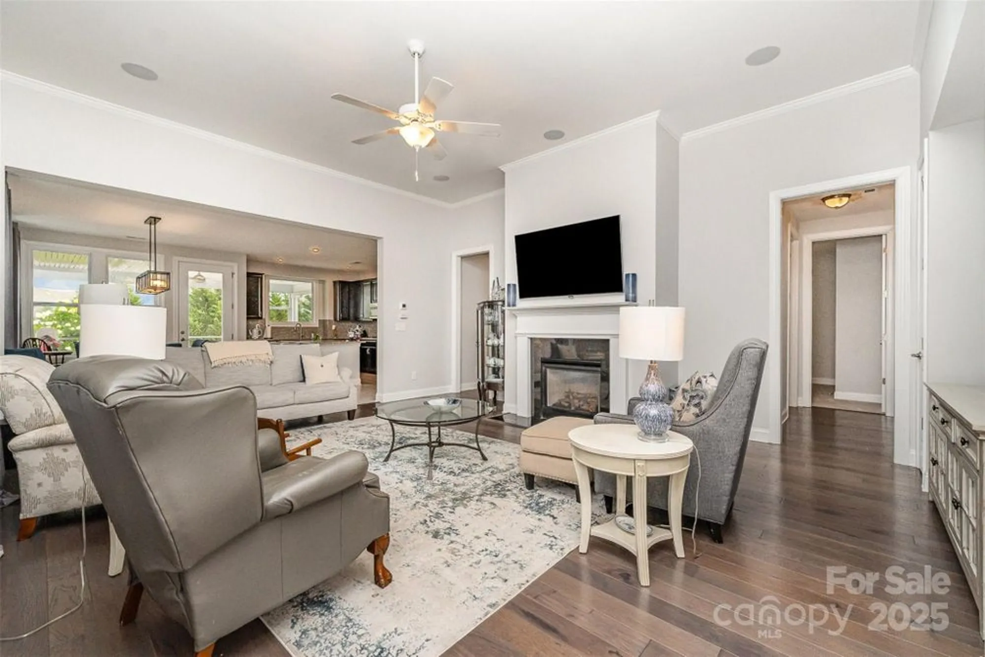 Property Slideshow image 13 of 34 | 7025 overjoyed crossing, Charlotte, NC, 28215