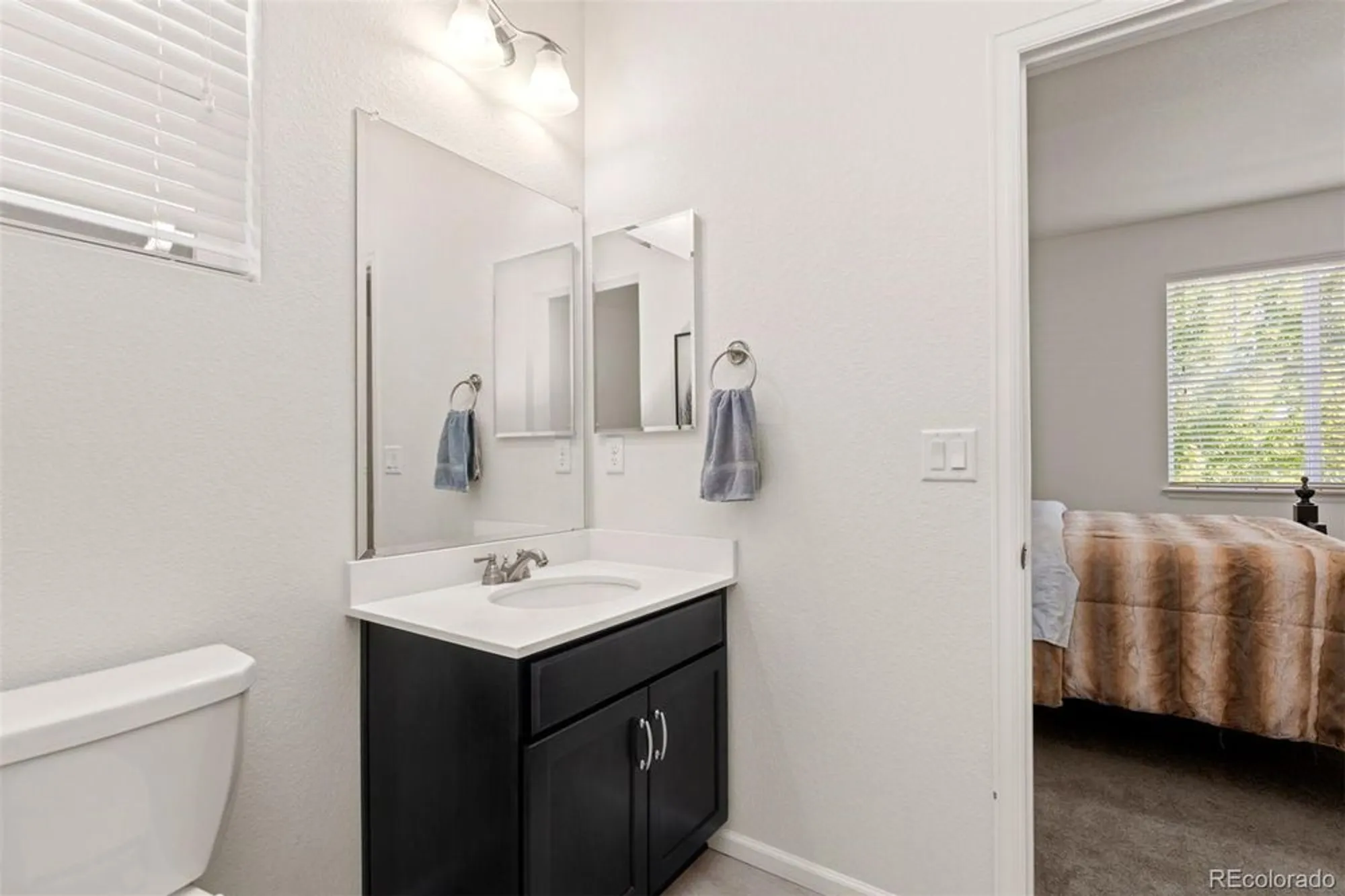 Property Slideshow image 22 of 40 | 6702 w asbury pl, Lakewood, CO, 80227