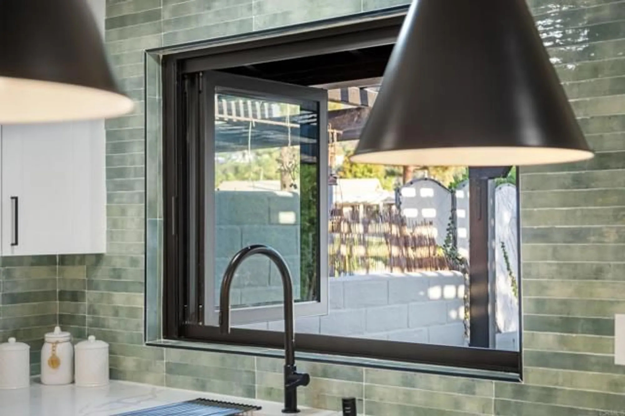 Property Slideshow image 9 of 23 | 1453 la habra dr, San Marcos, CA, 92078