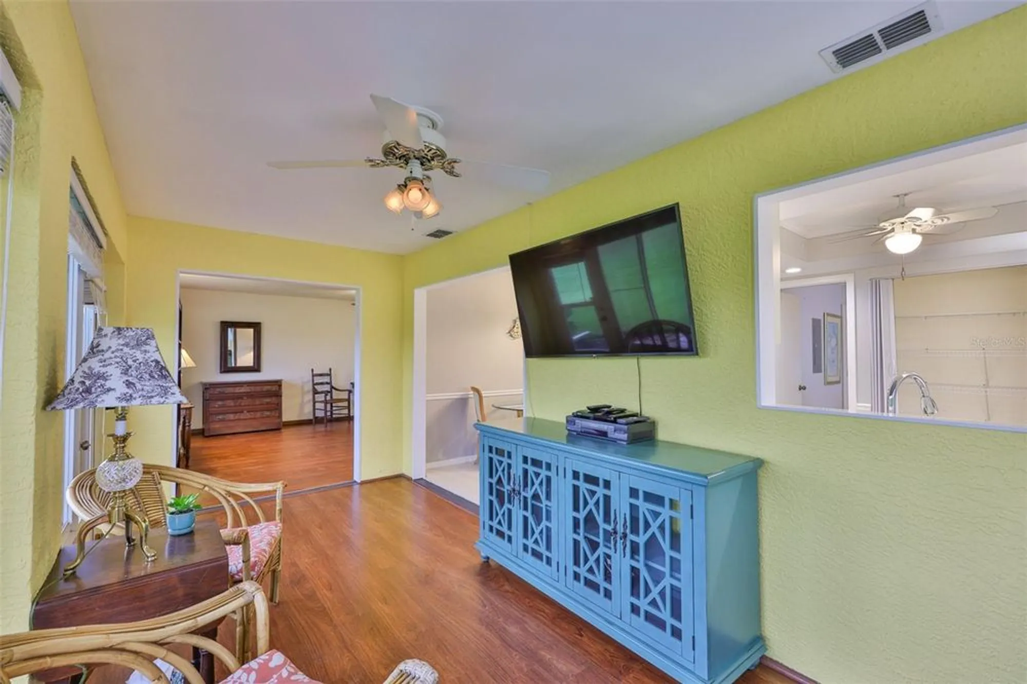 Property Slideshow image 32 of 69 | 1318 leland dr, Sun City Center, FL, 33573