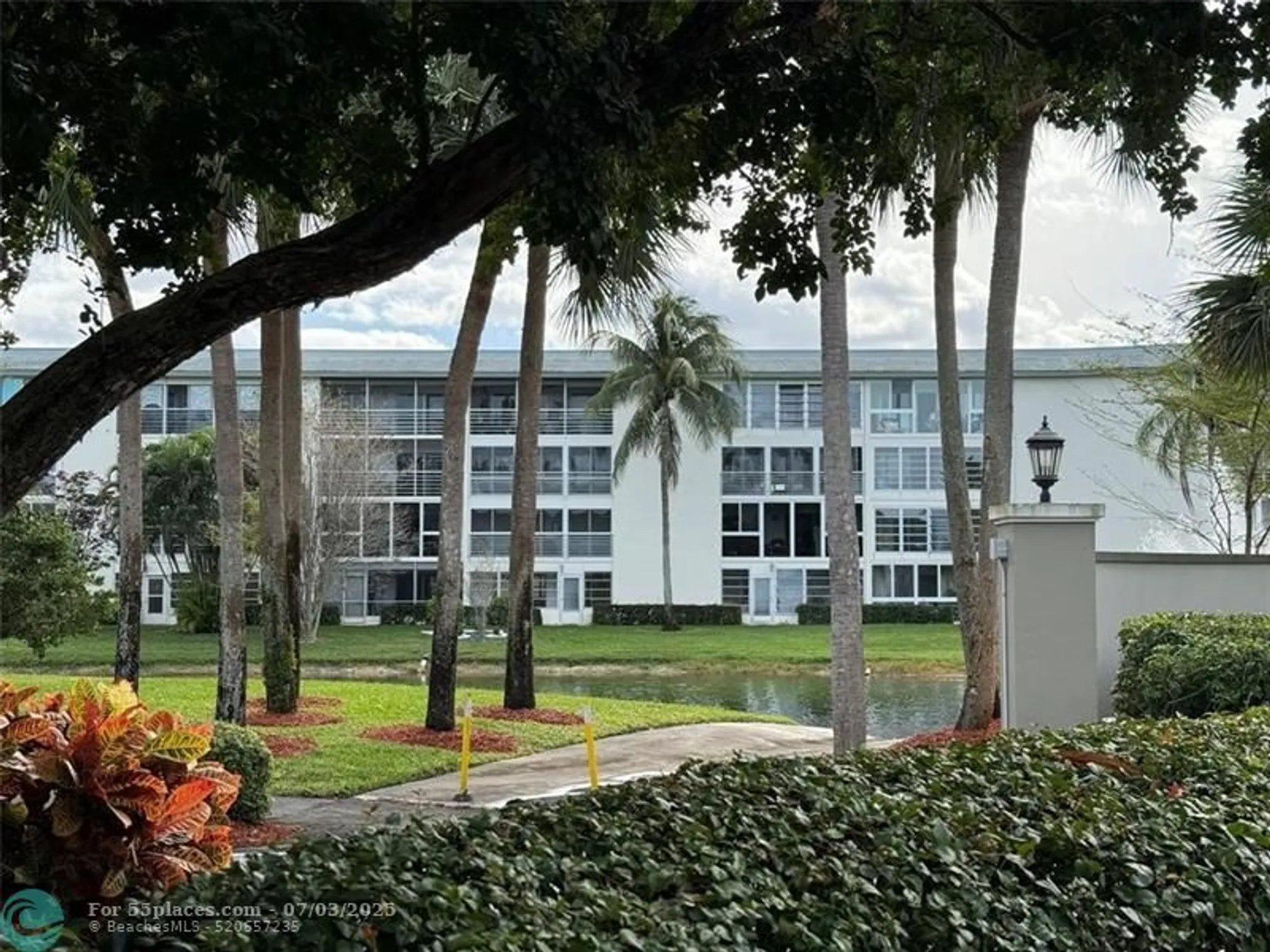 Property Slideshow image 21 of 44 | 2405 antigua cir a1, Coconut Creek, FL, 33066