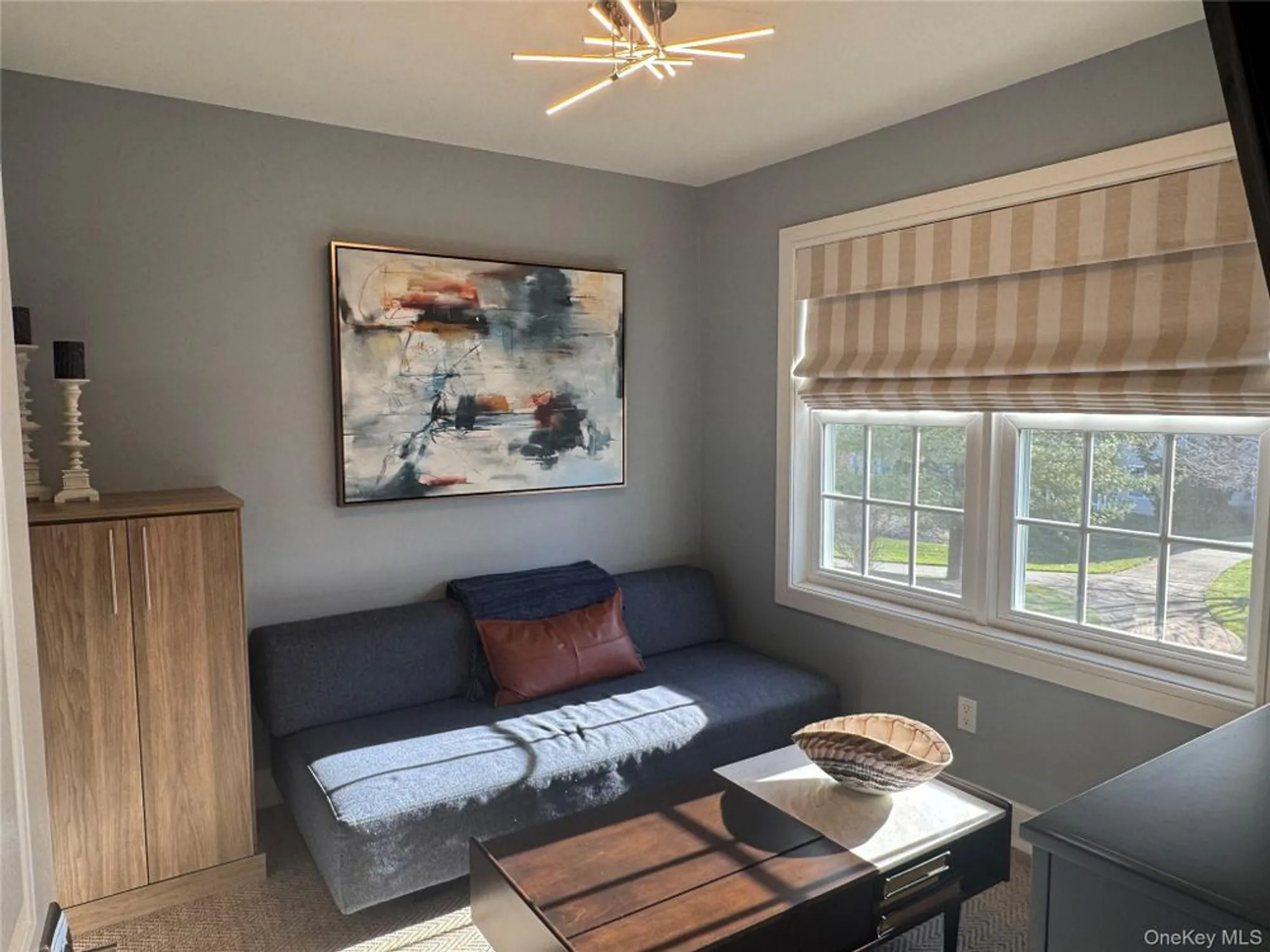 Property Slideshow image 7 of 17 | 910 altessa blvd, Melville, NY, 11747