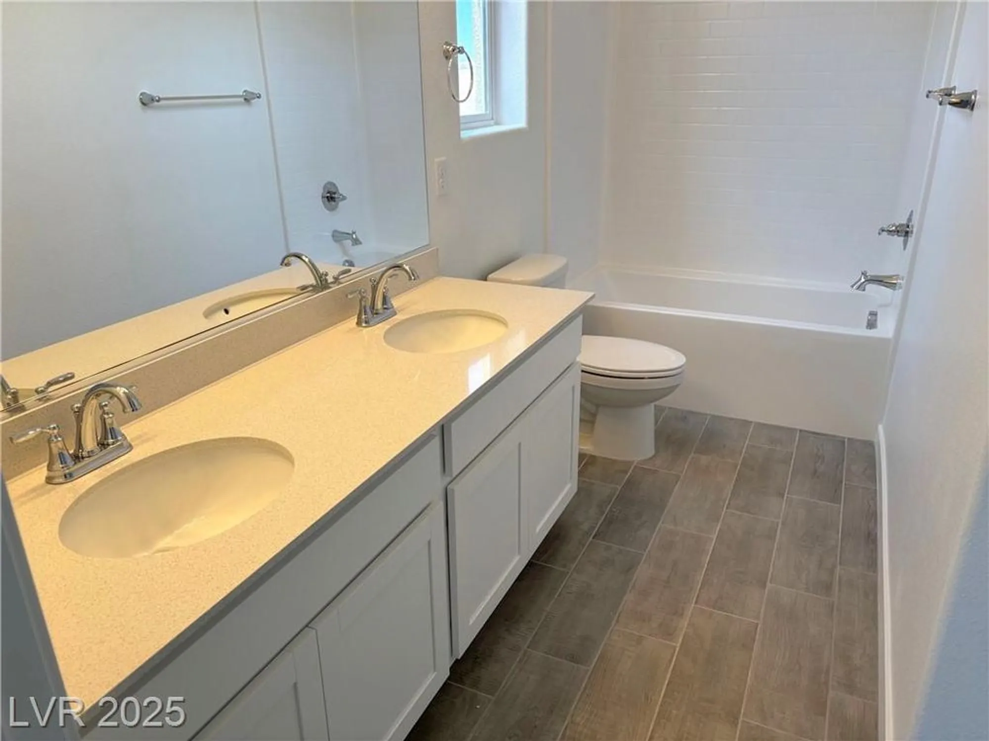 Property Slideshow image 5 of 28 | 5753 e badlands ln, Pahrump, NV, 89061