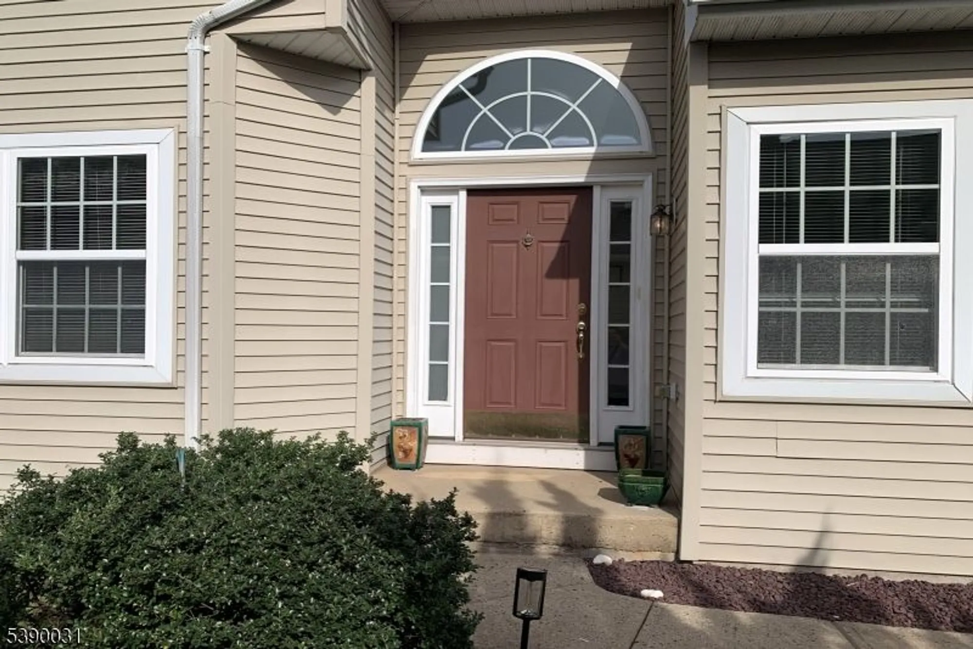 Property Slideshow image 7 of 42 | 29 medici dr, Somerset, NJ, 08873