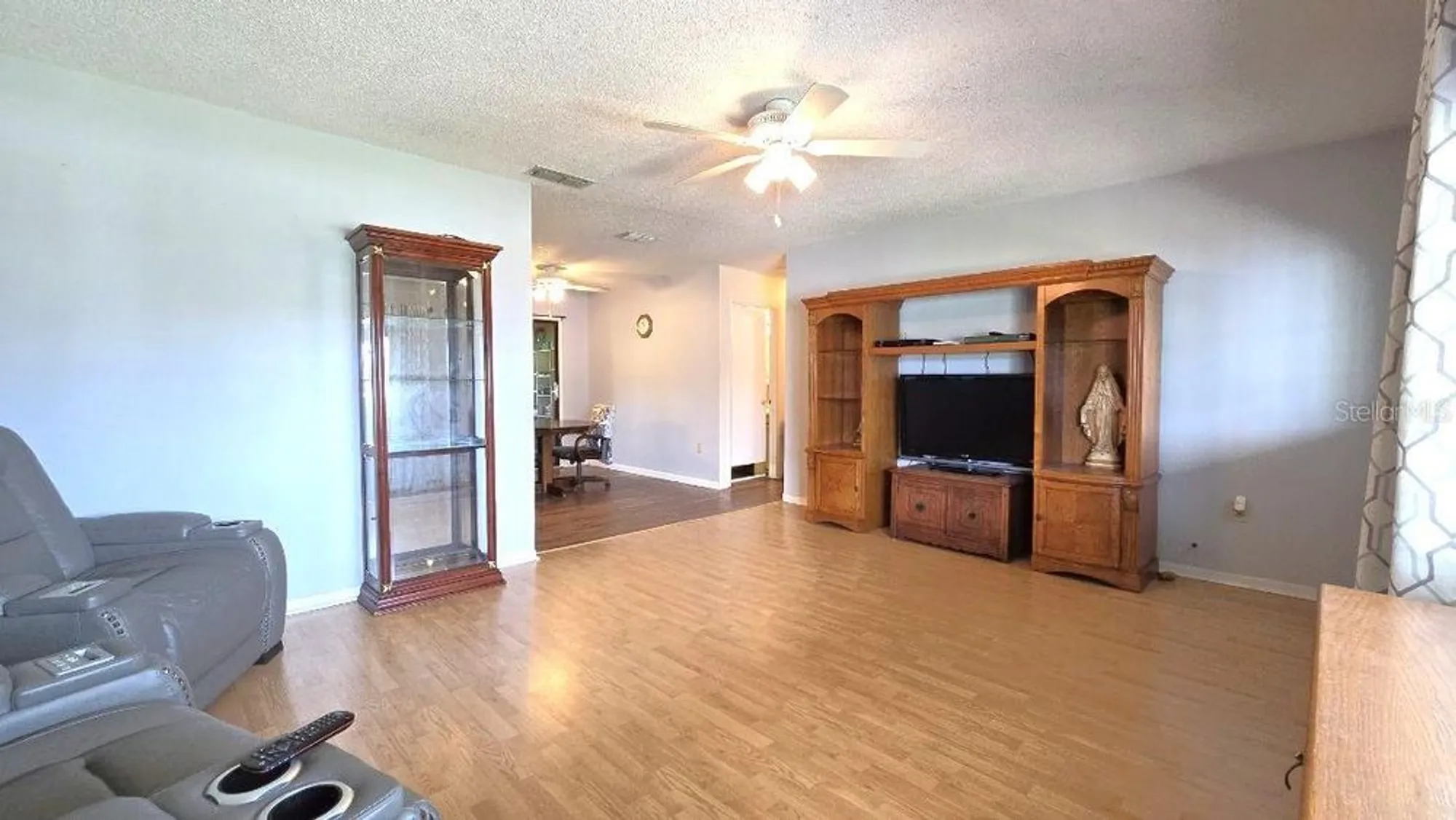Property Slideshow image 8 of 51 | 9430 sw 102nd pl, Ocala, FL, 34481