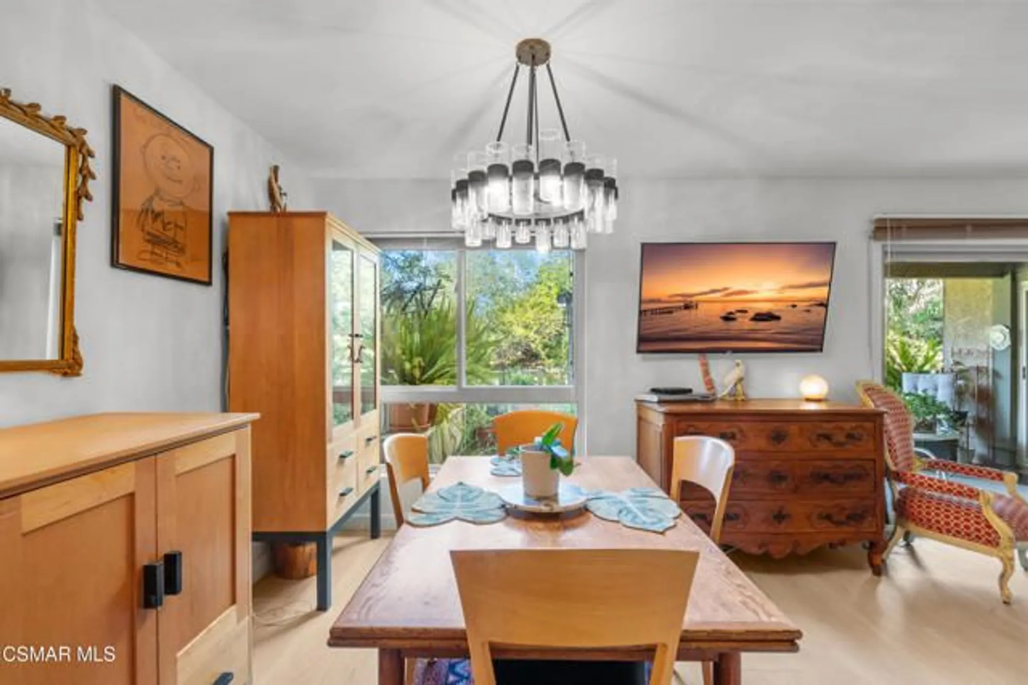 Property Slideshow image 5 of 33 | 351 chestnut hill ct 14, Thousand Oaks, CA, 91360