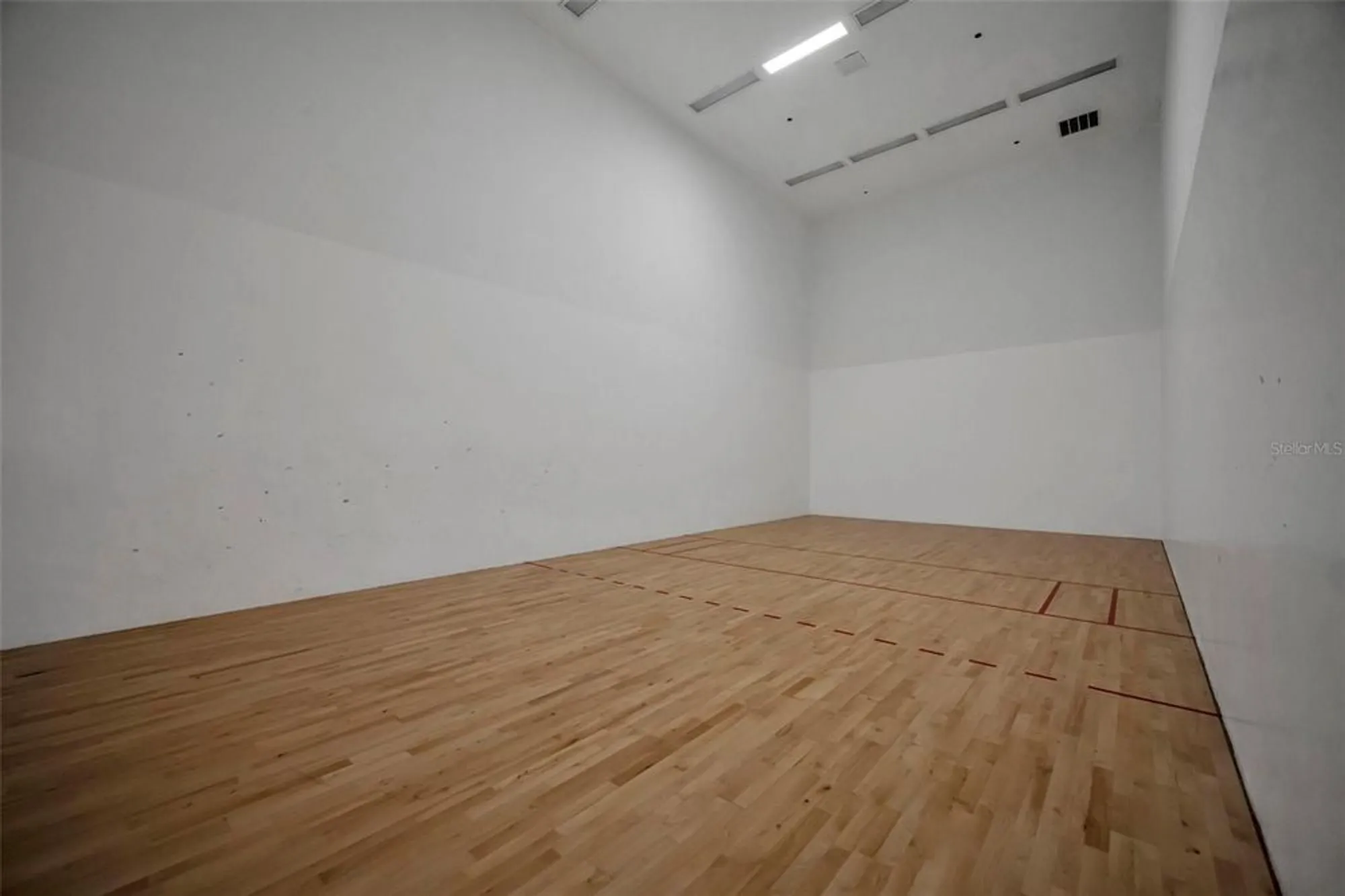 Property Slideshow image 36 of 51 | 4115 aberdeen ln, Lake Wales, FL, 33859