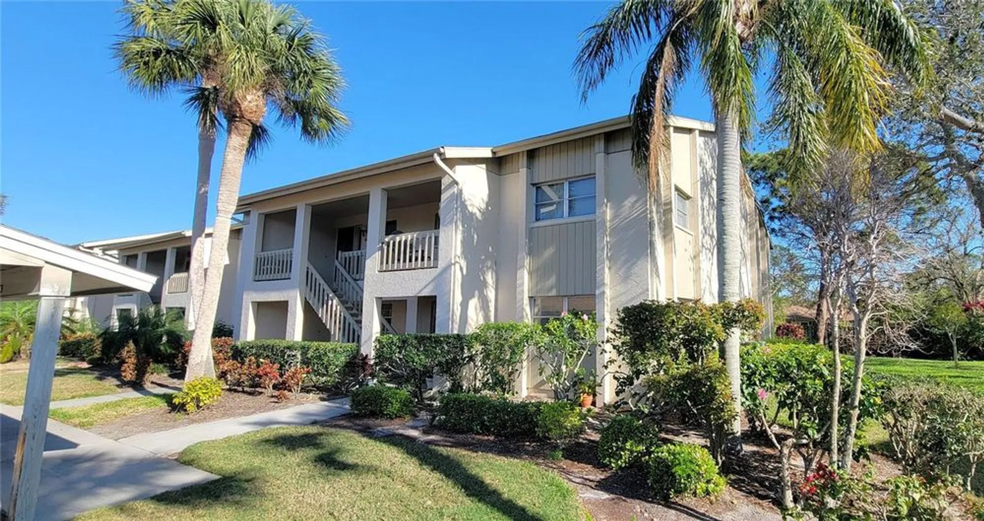 Property Slideshow image 1 of 29 | 7151 wood creek dr 205, Sarasota, FL, 34231