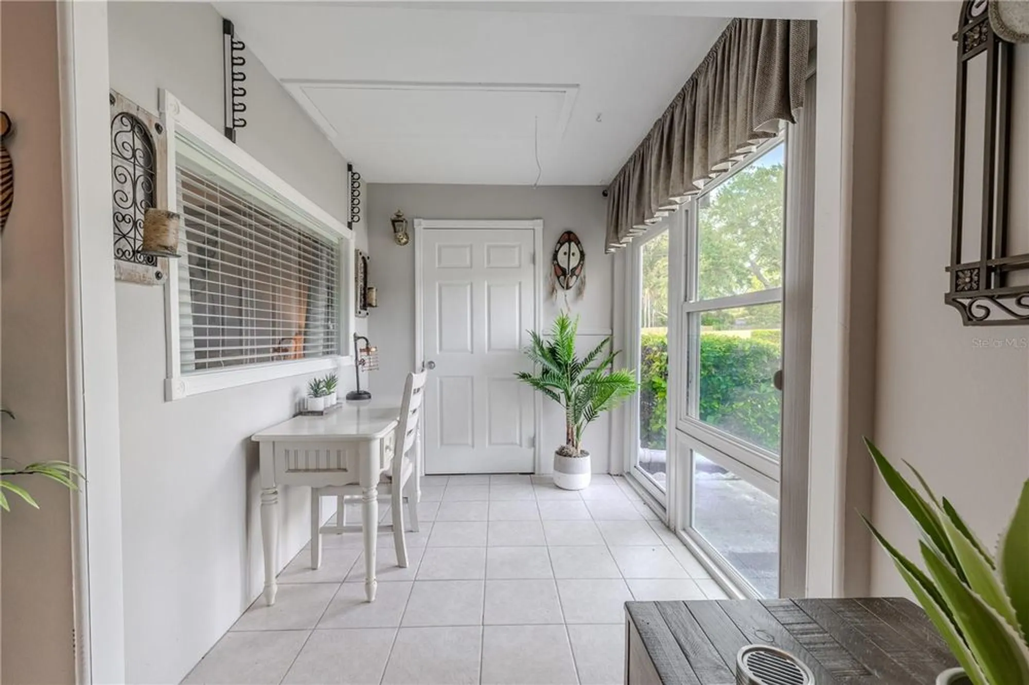 Property Slideshow image 6 of 31 | 1701 pinehurst rd 19f, Dunedin, FL, 34698
