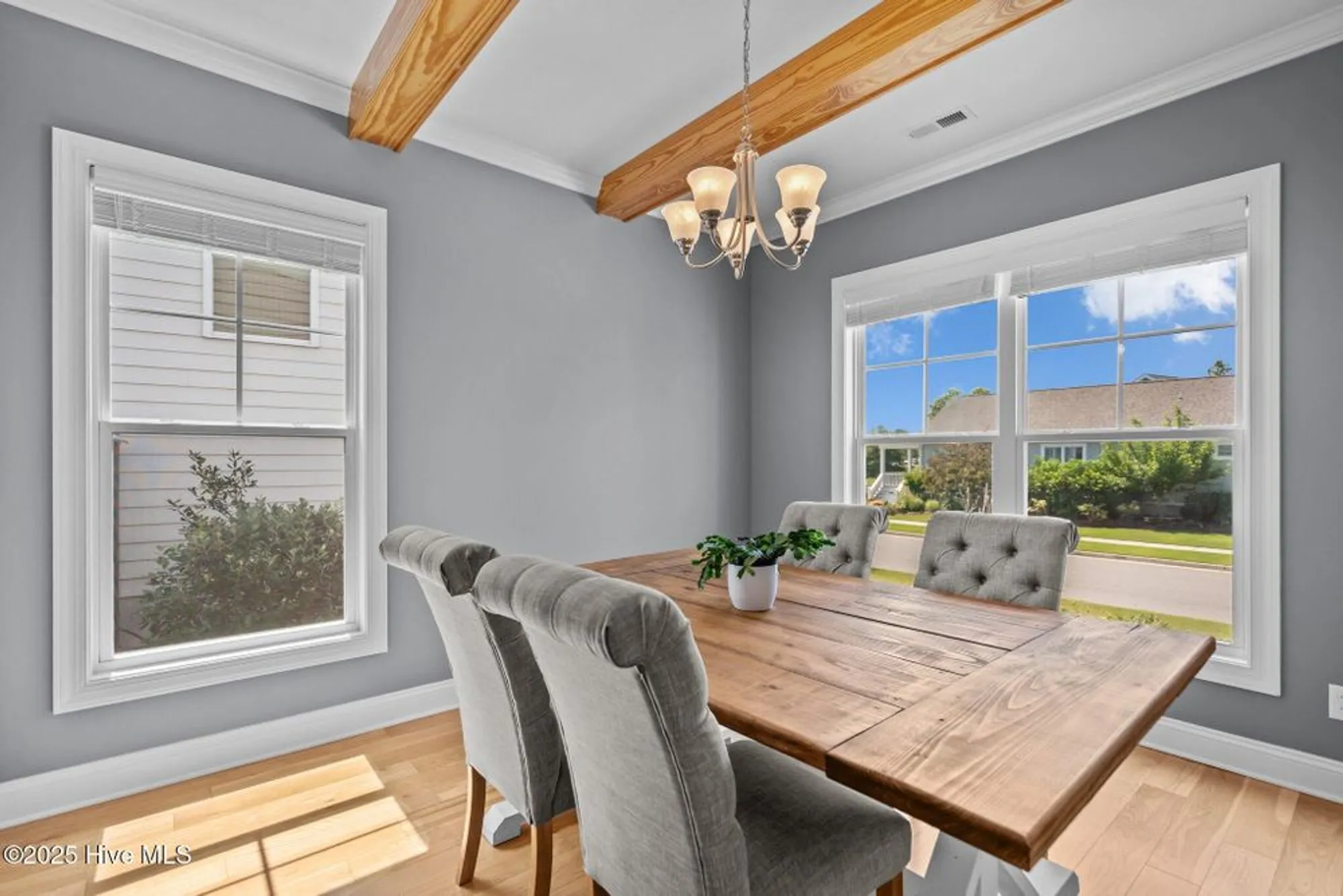 Property Slideshow image 16 of 63 | 4563 old towne st, Wilmington, NC, 28412