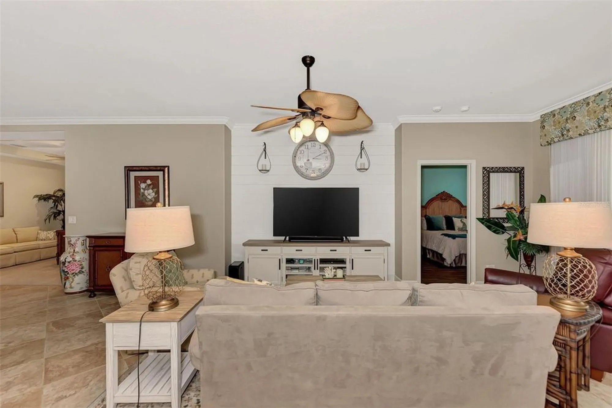 Property Slideshow image 16 of 54 | 1502 maseno dr, Venice, FL, 34292