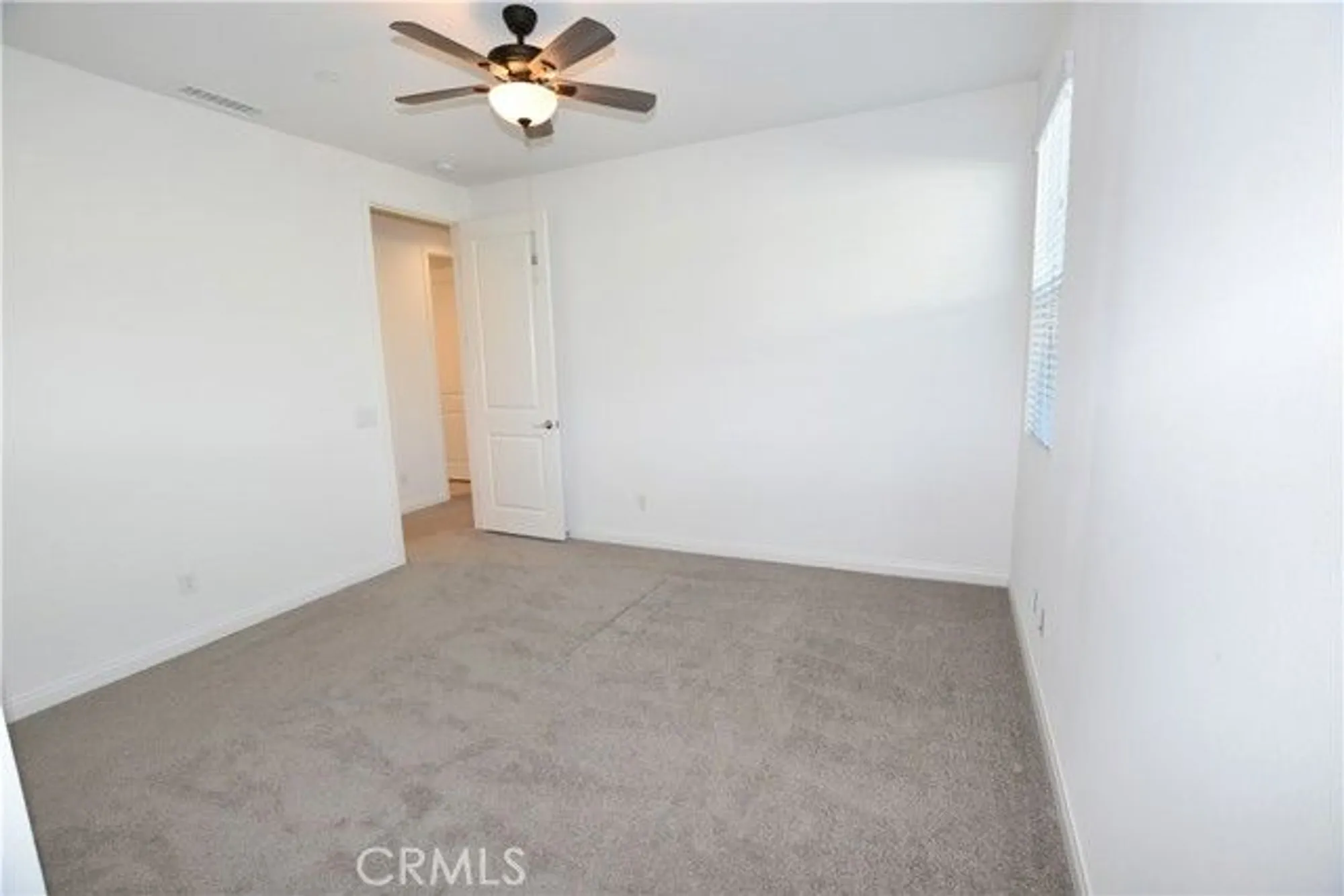 Property Slideshow image 19 of 32 | 39824 ninebark ct, Temecula, CA, 92591