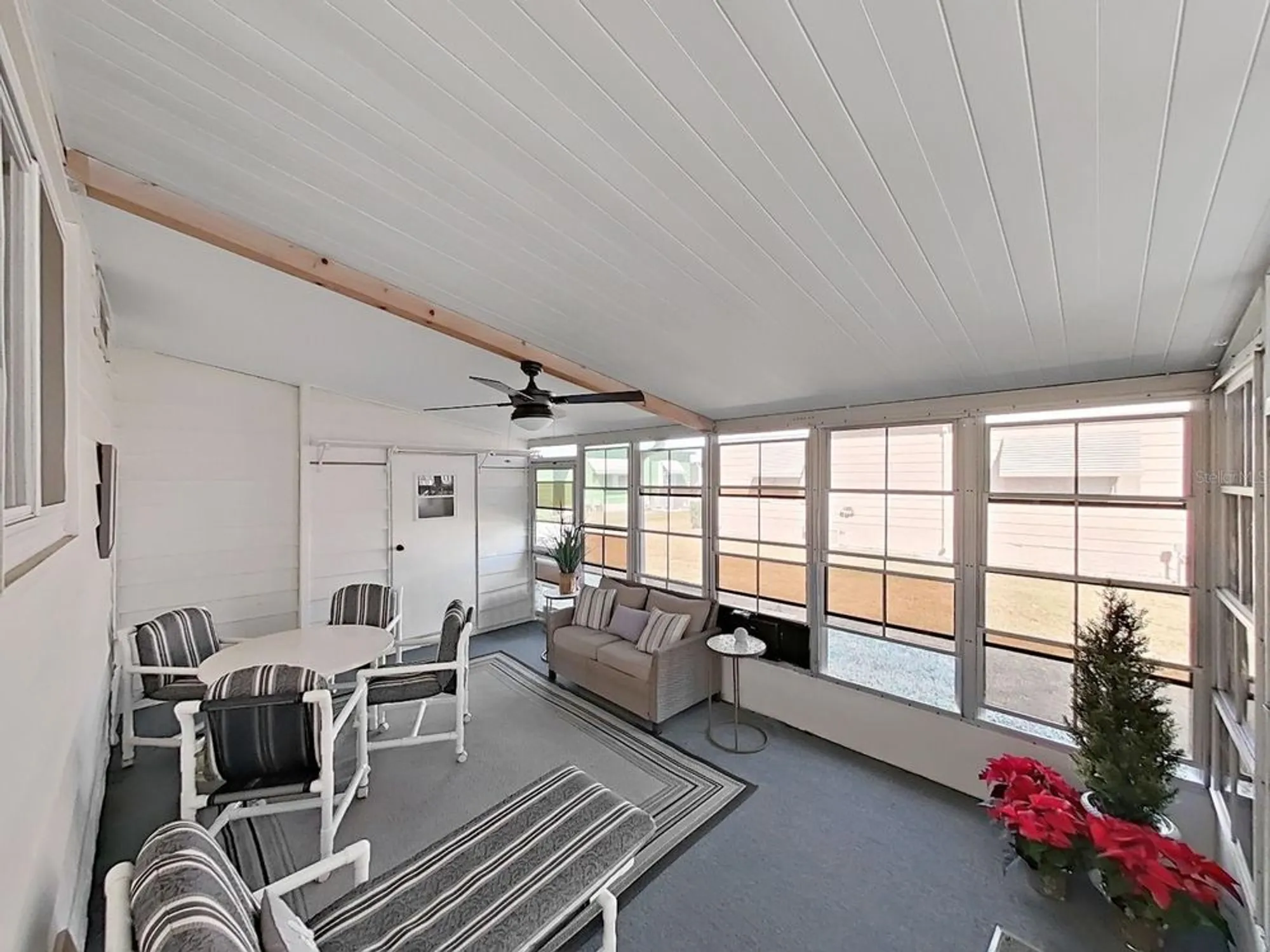 Property Slideshow image 31 of 45 | 4928 foxdale dr, Lakeland, FL, 33810