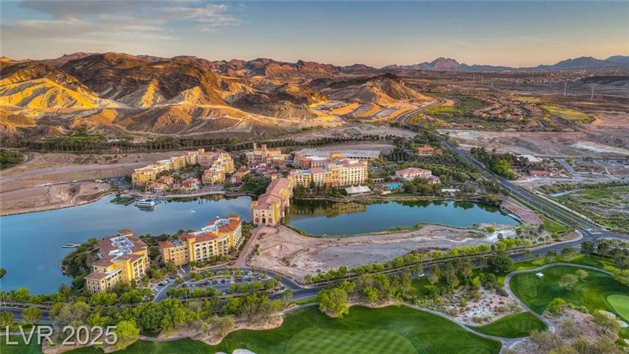 Property Slideshow image 61 of 78 | 32 tatahatso point st, Henderson, NV, 89011