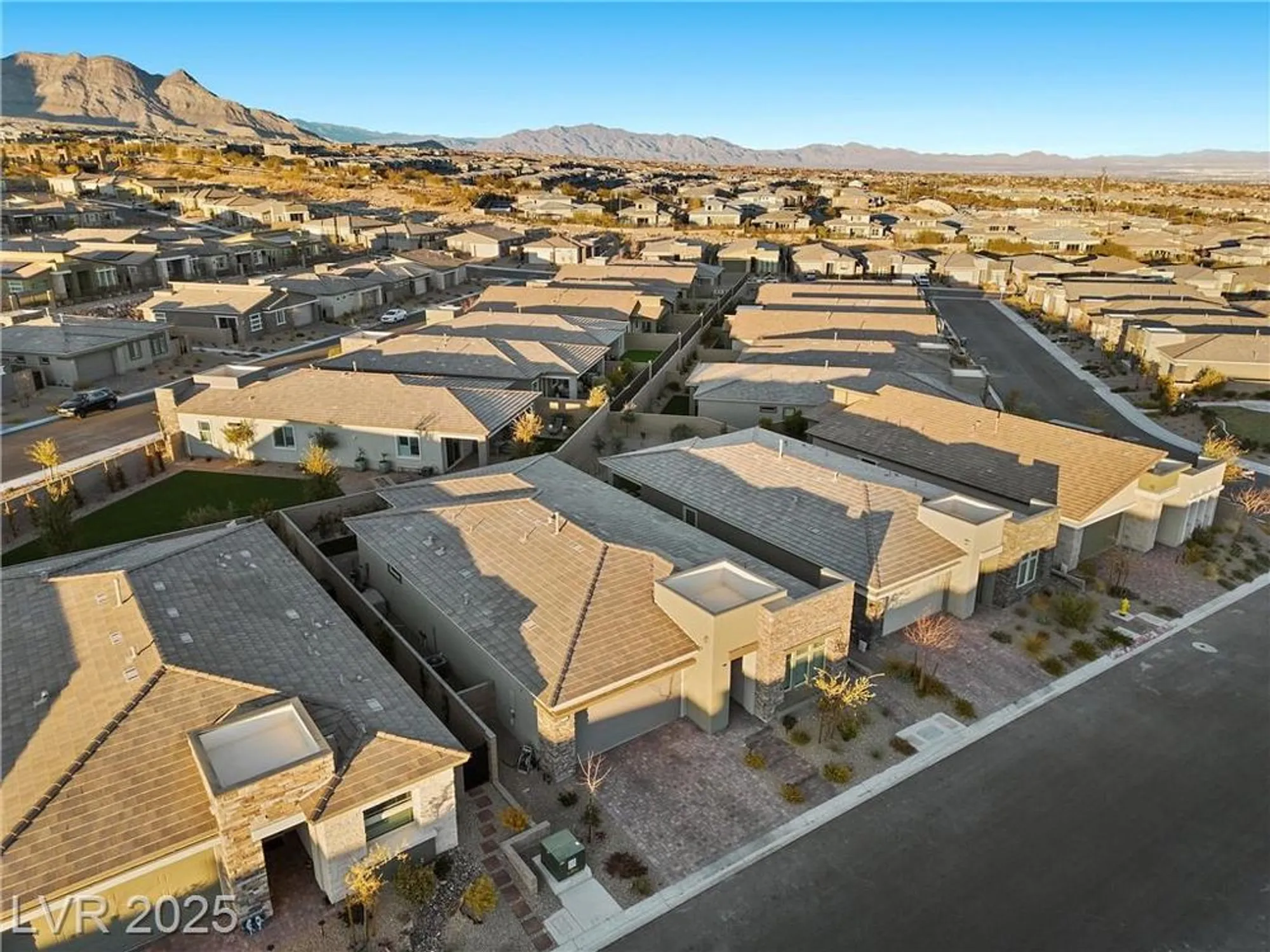 Property Slideshow image 47 of 55 | 12476 heritage bend dr, Las Vegas, NV, 89138