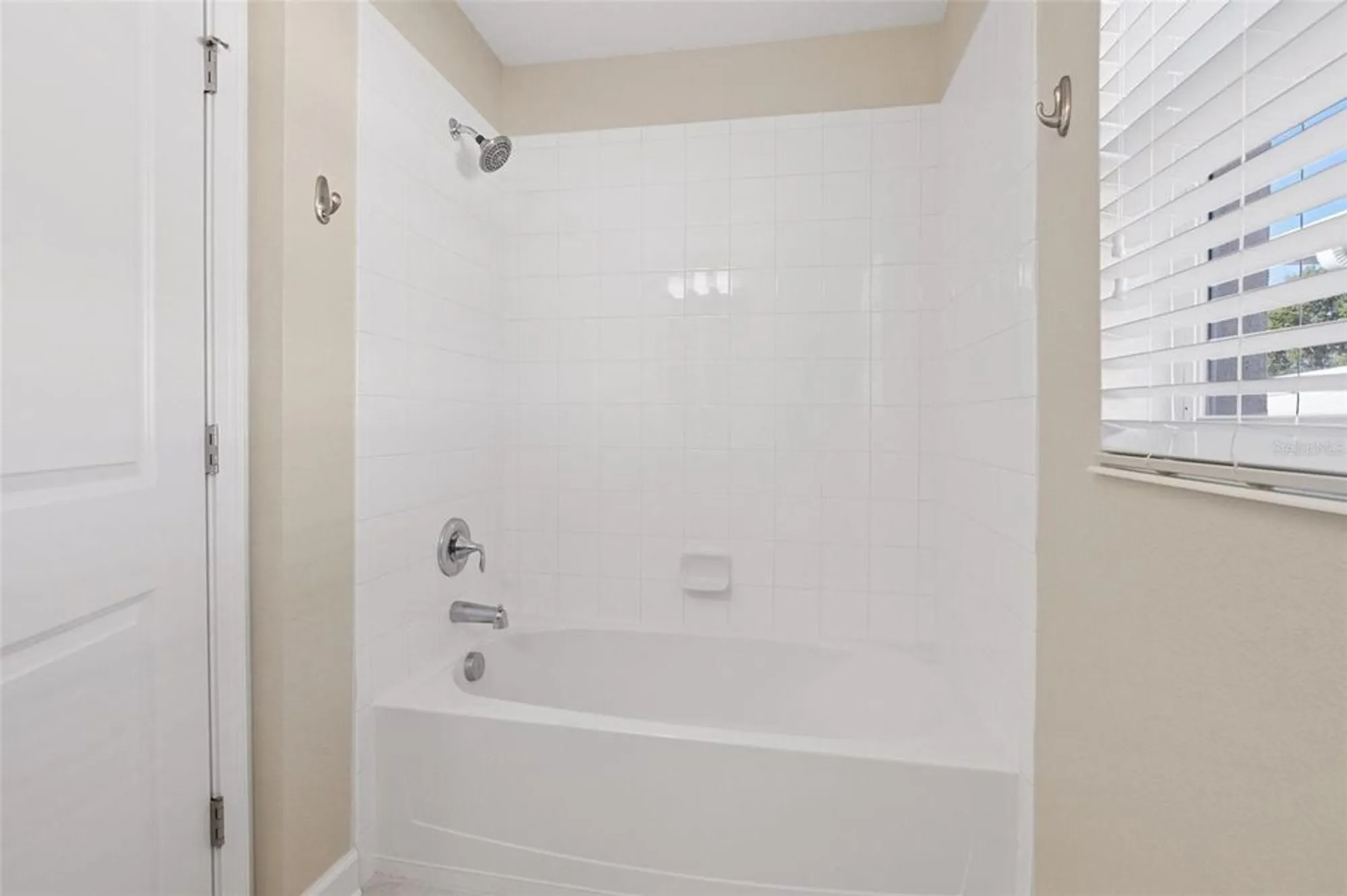 Property Slideshow image 24 of 29 | 3348 raleigh dr, Winter Haven, FL, 33884