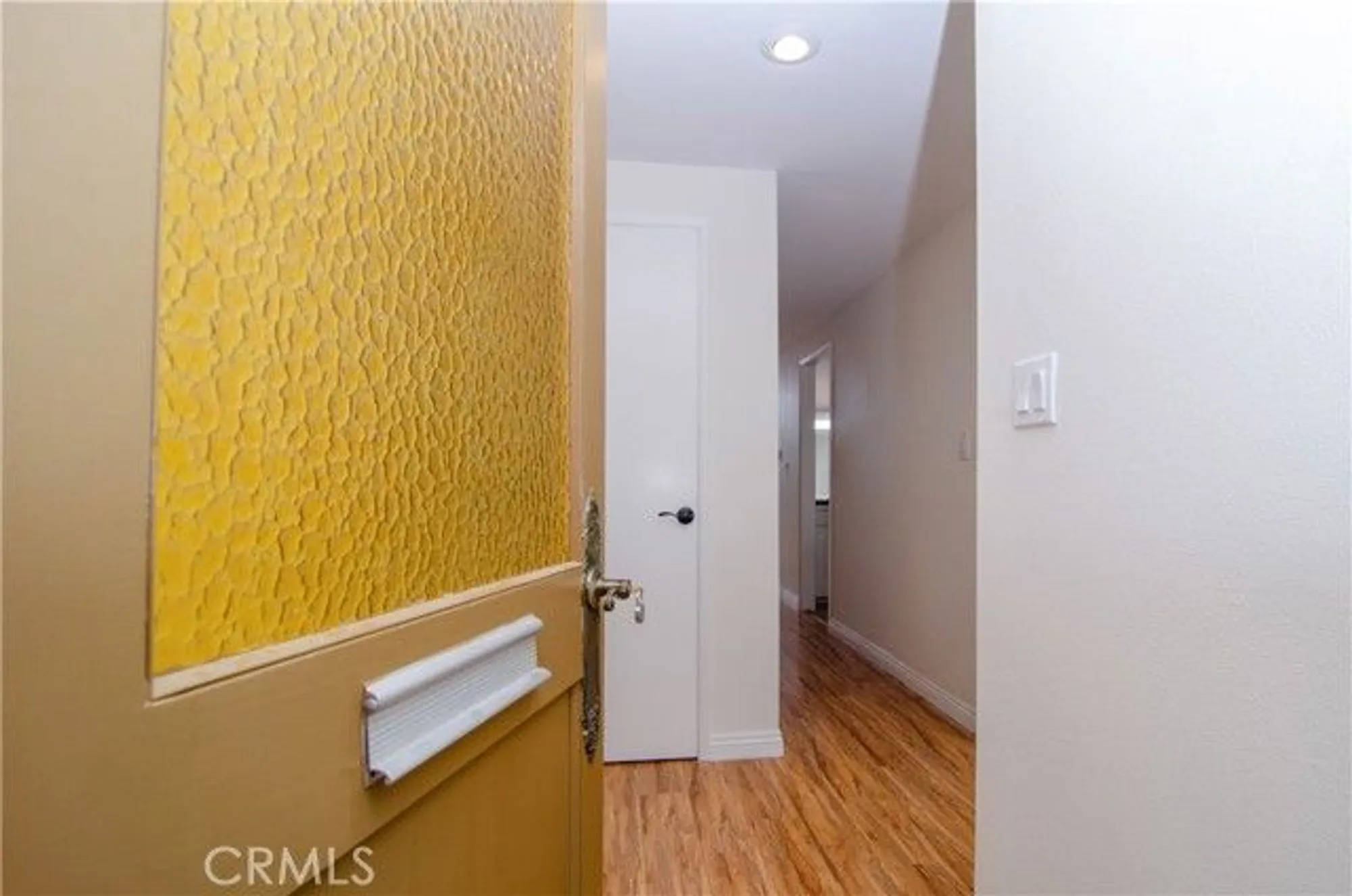 Property Slideshow image 9 of 44 | 26701 oak branch cir, Newhall, CA, 91321