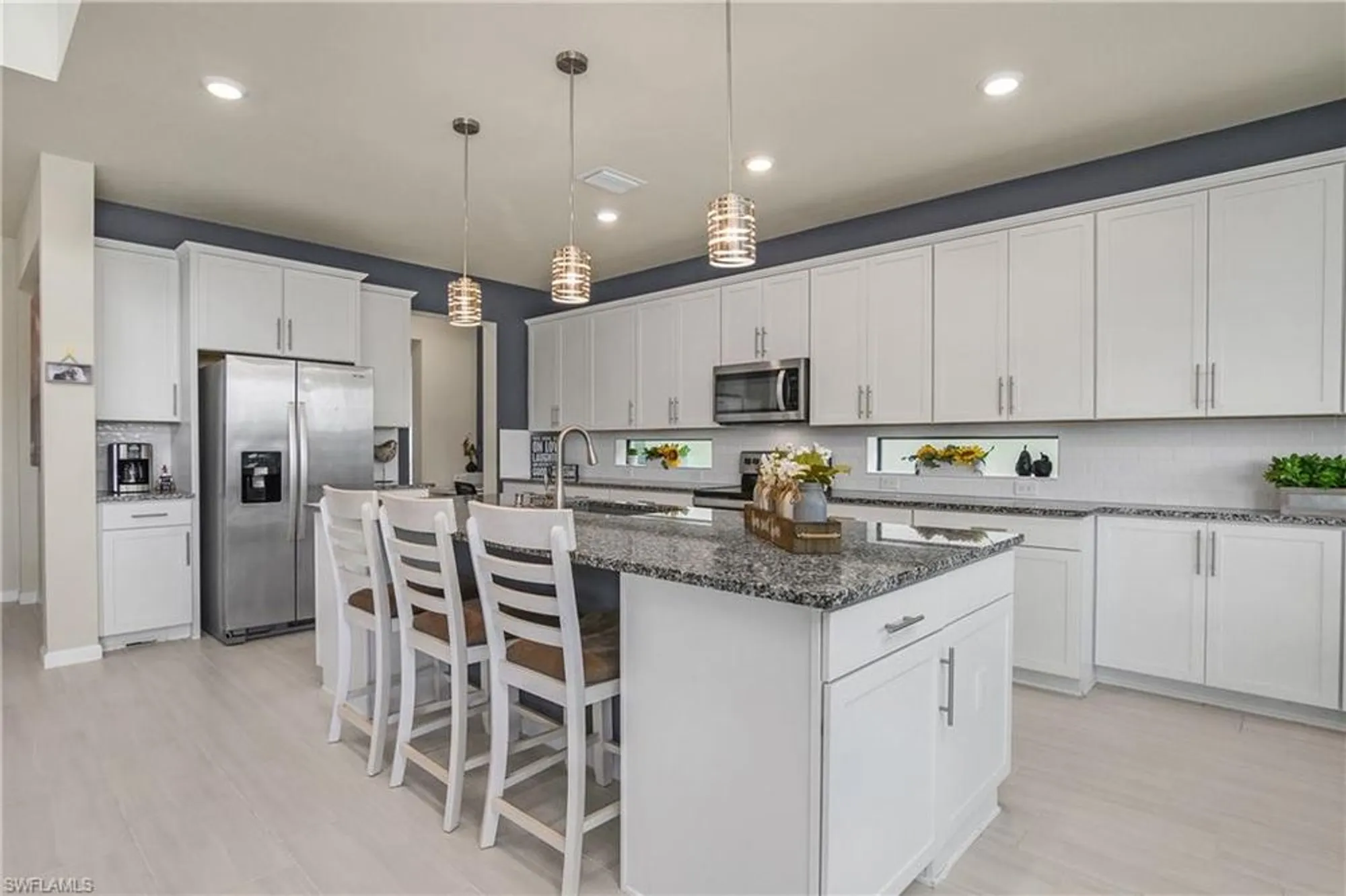 Property Slideshow image 8 of 50 | 17628 kinzie ln, Estero, FL, 33928