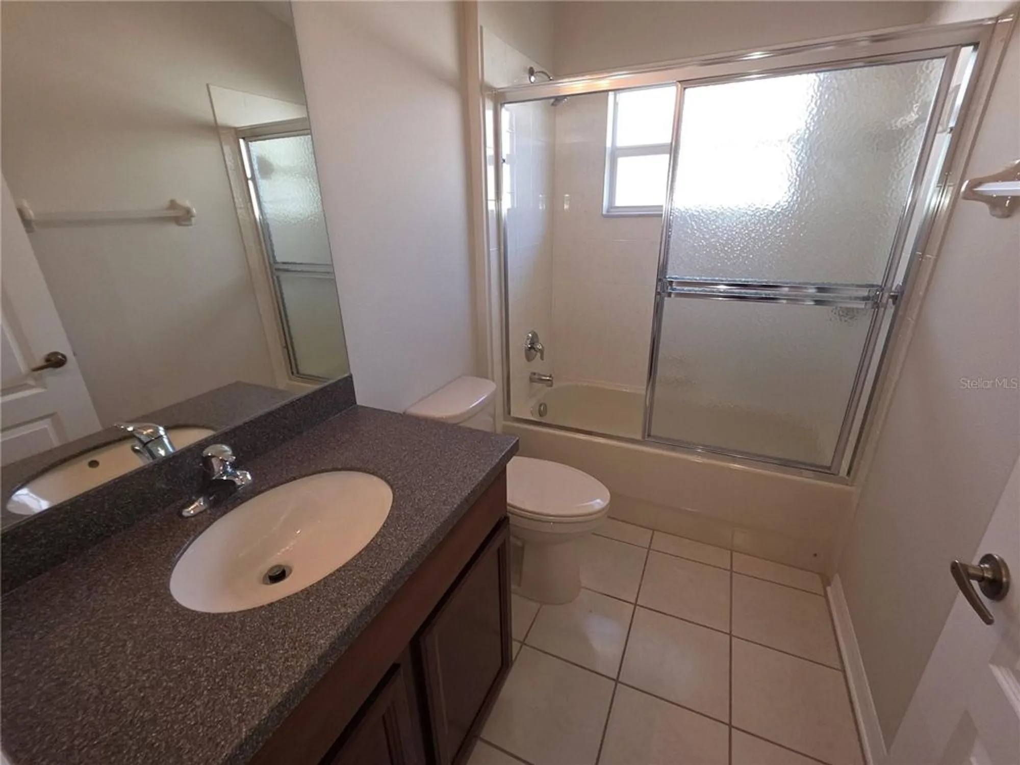 Property Slideshow image 19 of 31 | 617 glastonbury ct, Spring Hill, FL, 34609