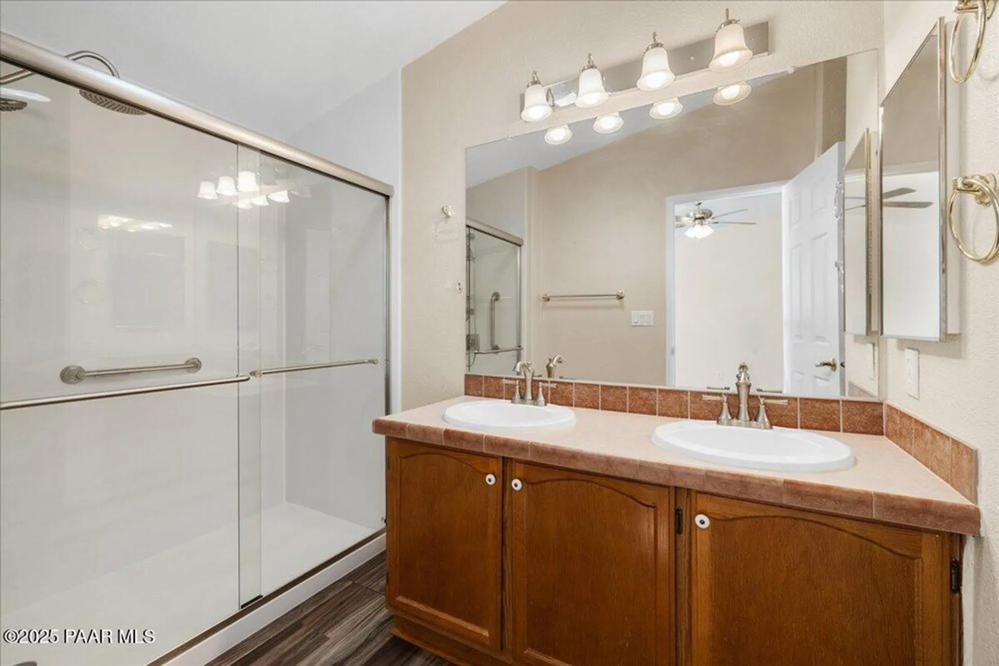 Property Slideshow image 18 of 28 | 649 n vermilion dr, Dewey-Humboldt, AZ, 86327