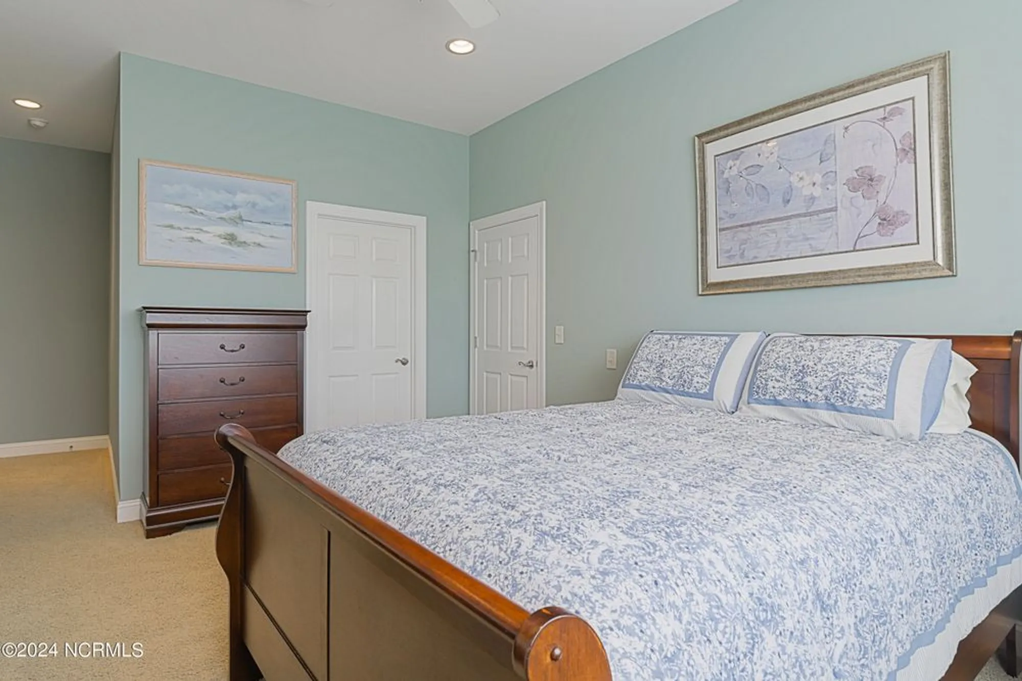 Property Slideshow image 26 of 52 | 8975 smithfield dr 2, Calabash, NC, 28467
