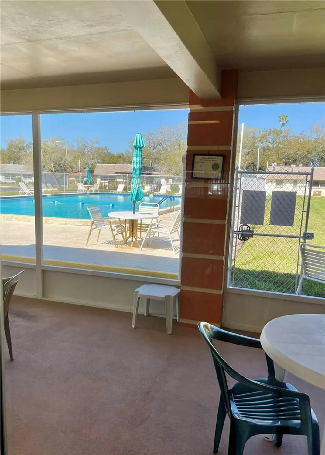 Property Slideshow image 18 of 21 | 8205 burgundy dr n # 8205, Pinellas Park, FL, 33781