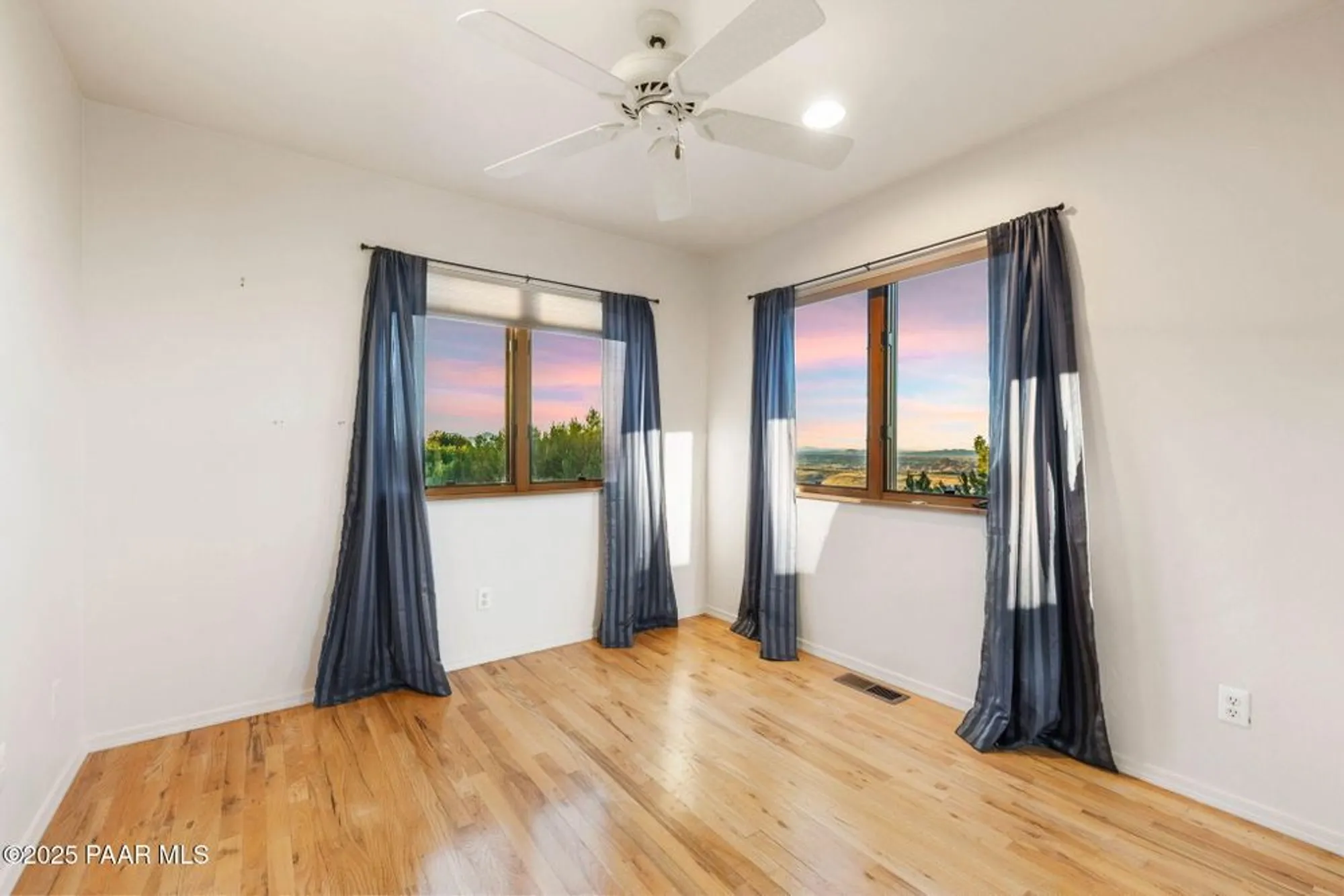 Property Slideshow image 32 of 46 | 1047 yavapai hills dr, Prescott, AZ, 86301