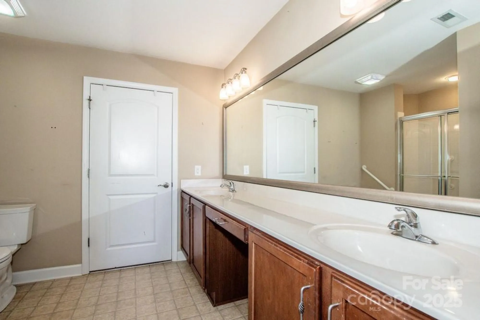 Property Slideshow image 20 of 25 | 4733 polo gate blvd, Charlotte, NC, 28216