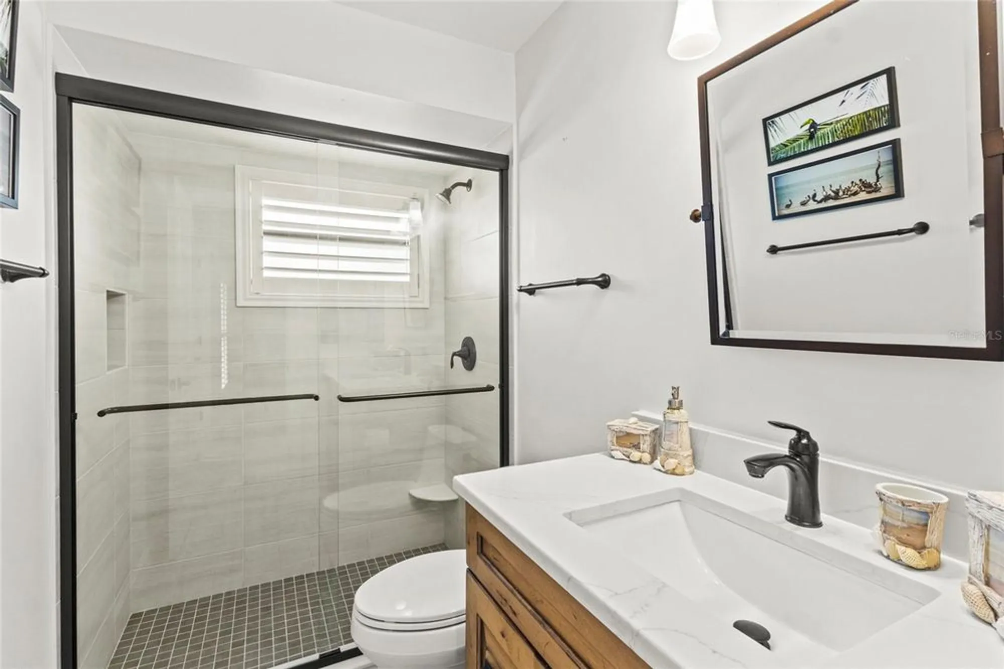 Property Slideshow image 25 of 38 | 7143 fairway bend ln, Sarasota, FL, 34243