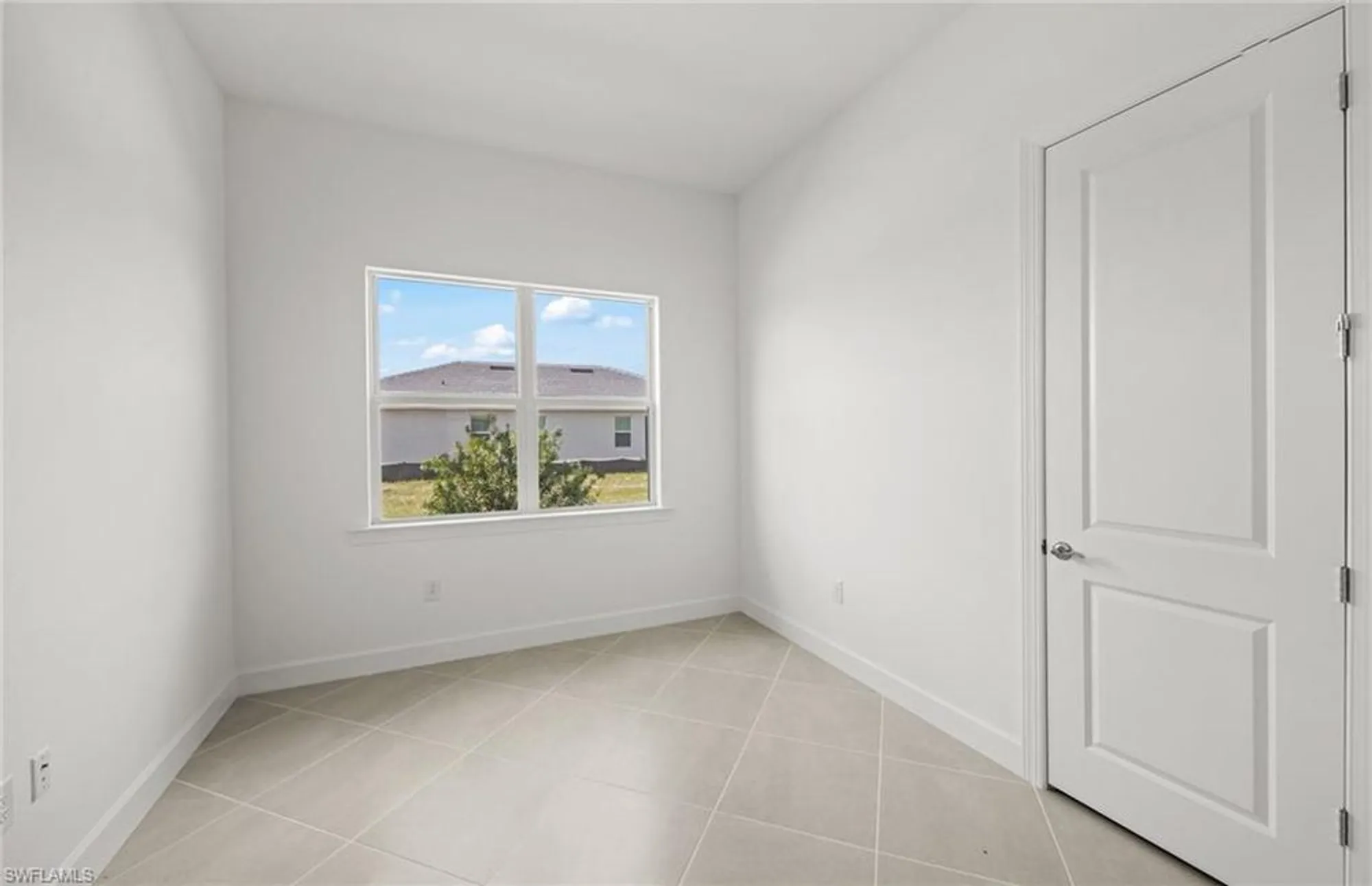 Property Slideshow image 18 of 38 | 7405 blue salvia dr, North Fort Myers, FL, 33917