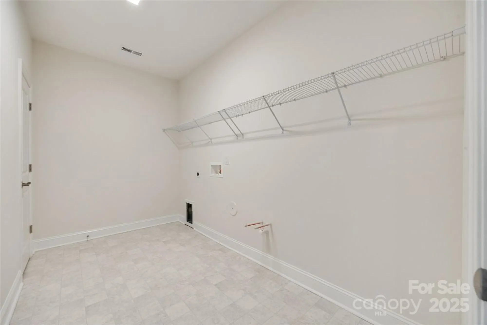 Property Slideshow image 22 of 32 | 2261 lincolnshire ln, Waxhaw, NC, 28173