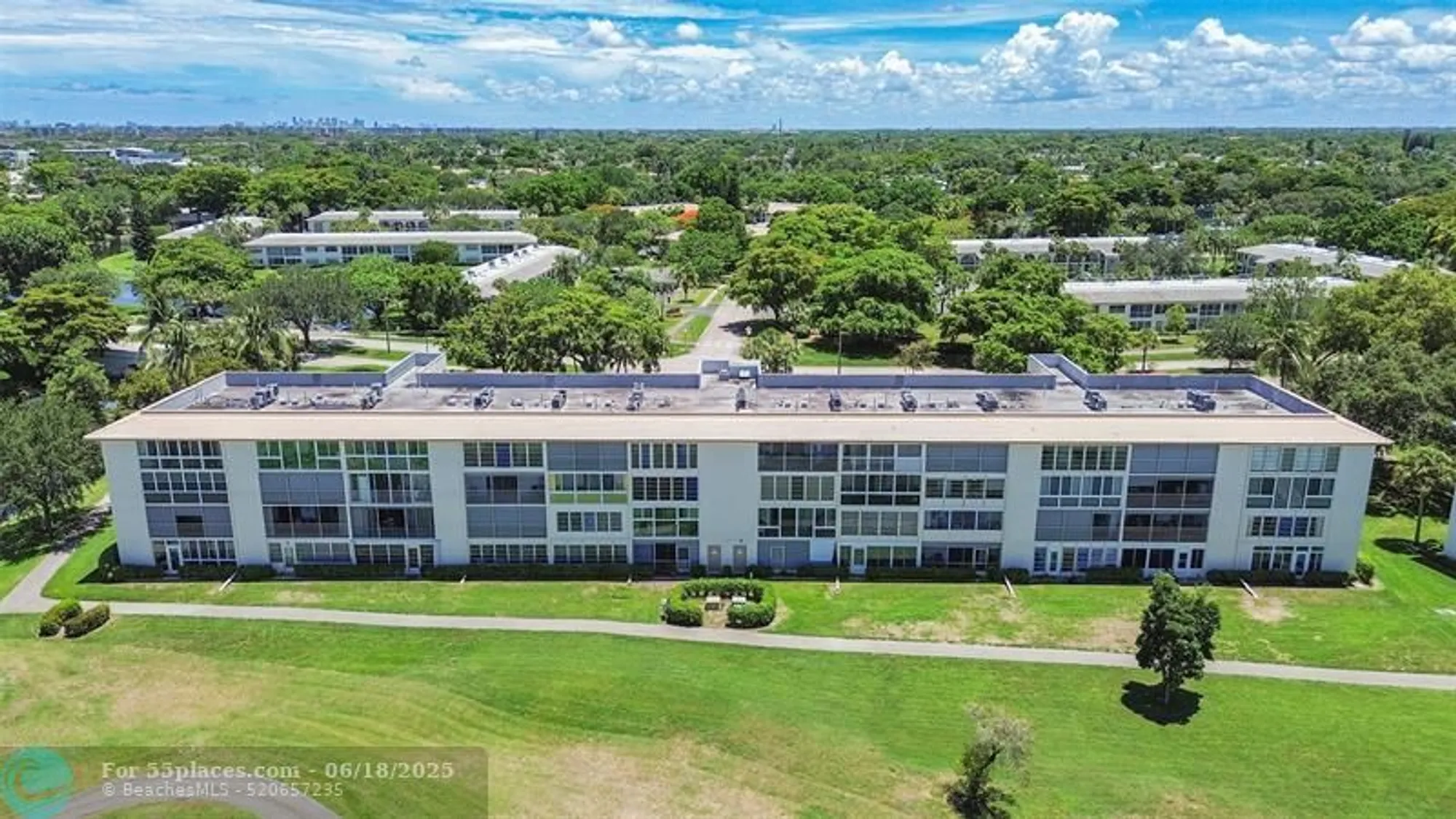 Property Slideshow image 27 of 48 | 2801 victoria way apt d3, Coconut Creek, FL, 33066