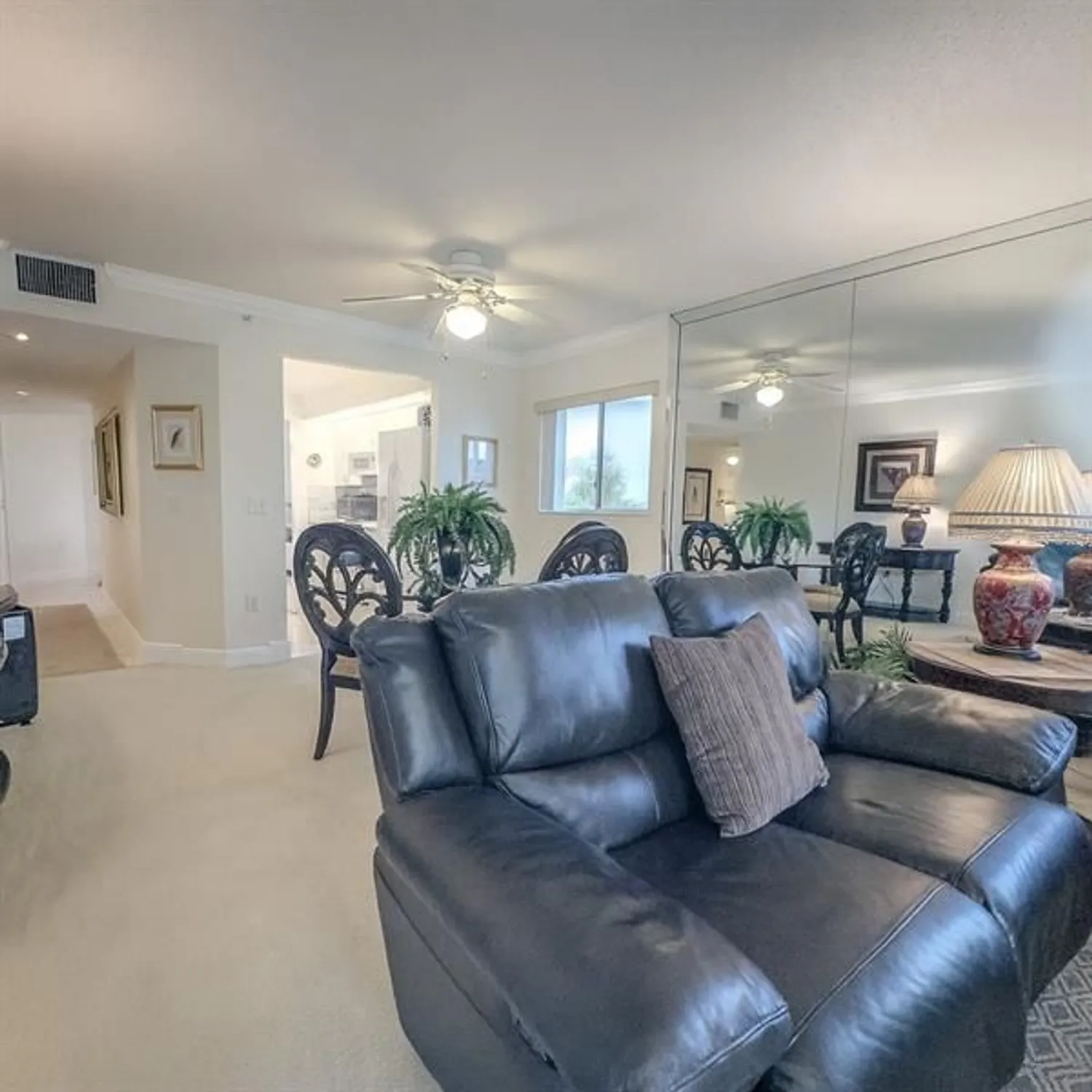 Property Slideshow image 11 of 40 | 901 sw 141st ave apt 301, Pembroke Pines, FL, 33027
