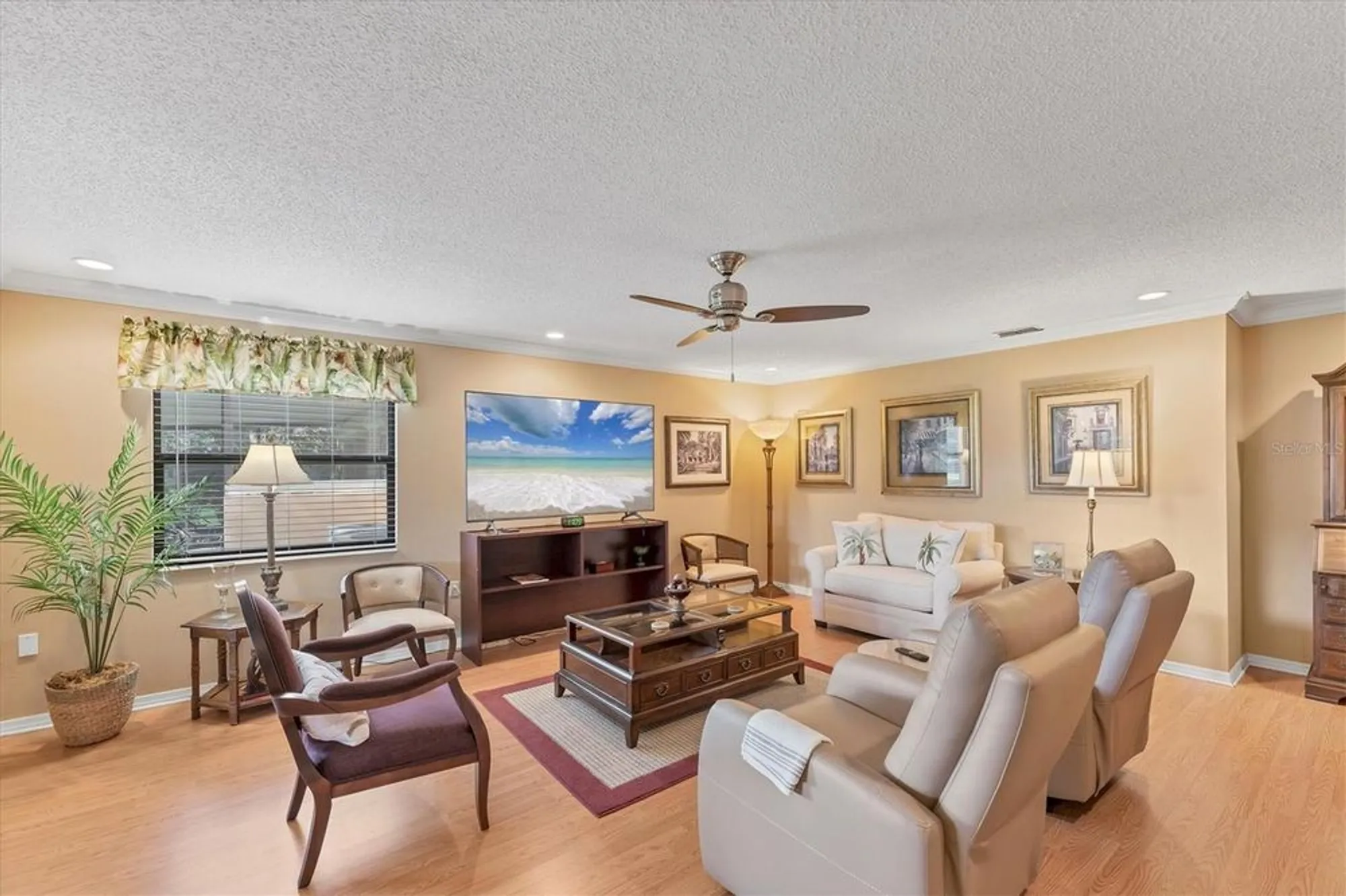 Property Slideshow image 8 of 40 | 8140 terrace garden dr n unit 103, Saint Petersburg, FL, 33709