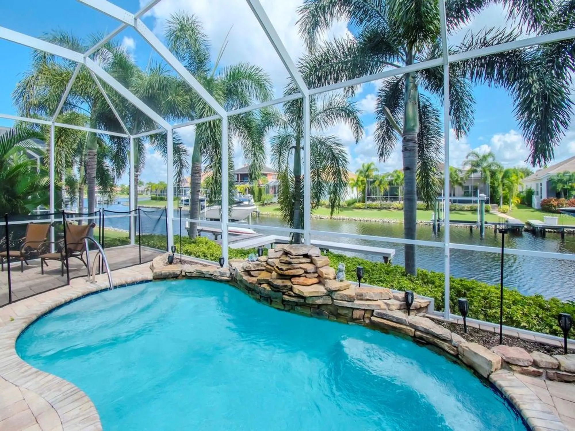 Property Slideshow image 36 of 52 | 717 manns harbor dr, Apollo Beach, FL, 33572