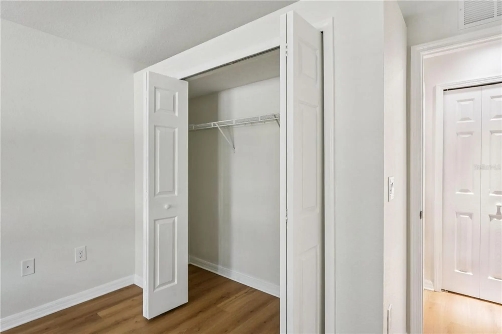 Property Slideshow image 31 of 81 | 322 greenwich cir, Spring Hill, FL, 34609