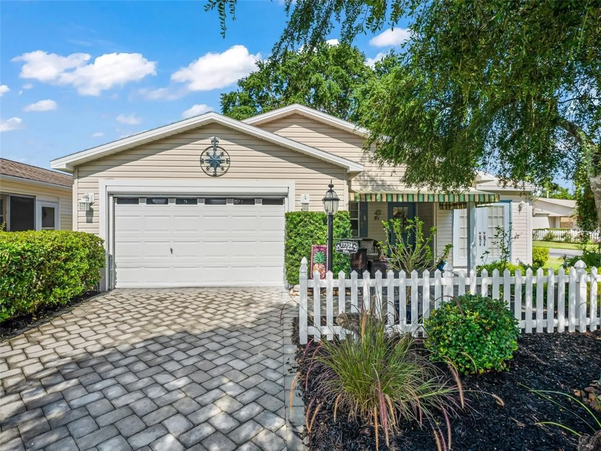 Property Slideshow image 4 of 34 | 17324 se 82nd pecan ter, The Villages, FL, 32162