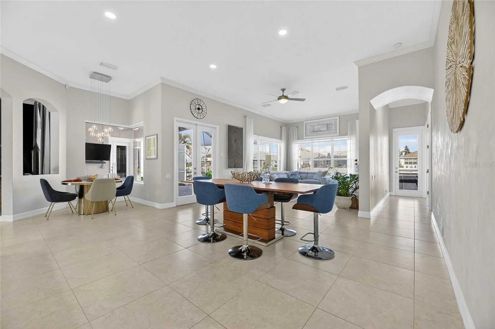 Property Slideshow image 42 of 99 | 719 islebay dr, Apollo Beach, FL, 33572