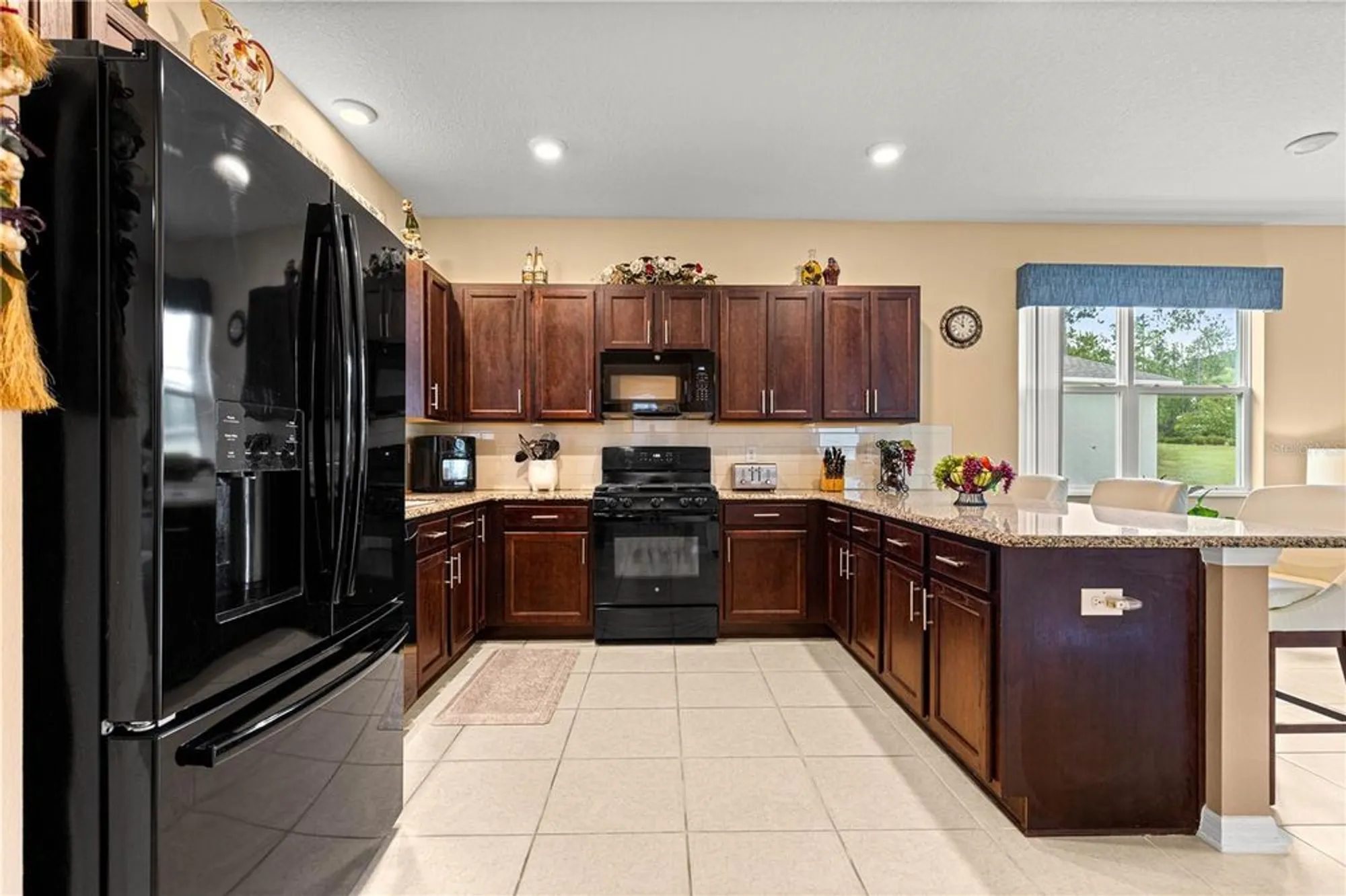 Property Slideshow image 17 of 86 | 9868 sw 100th terrace rd, Ocala, FL, 34481