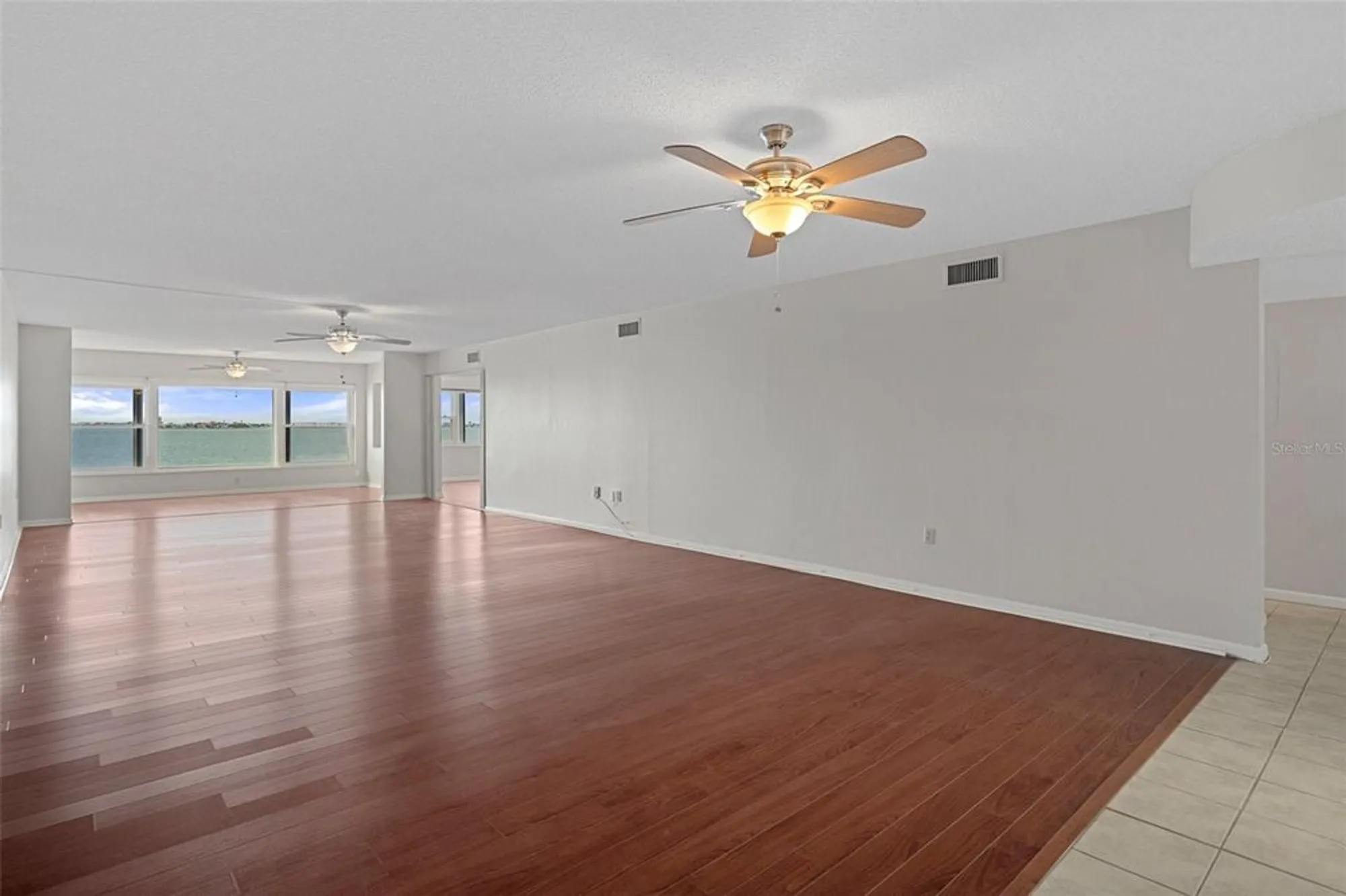 Property Slideshow image 5 of 49 | 5980 shore blvd 312, Gulfport, FL, 33707
