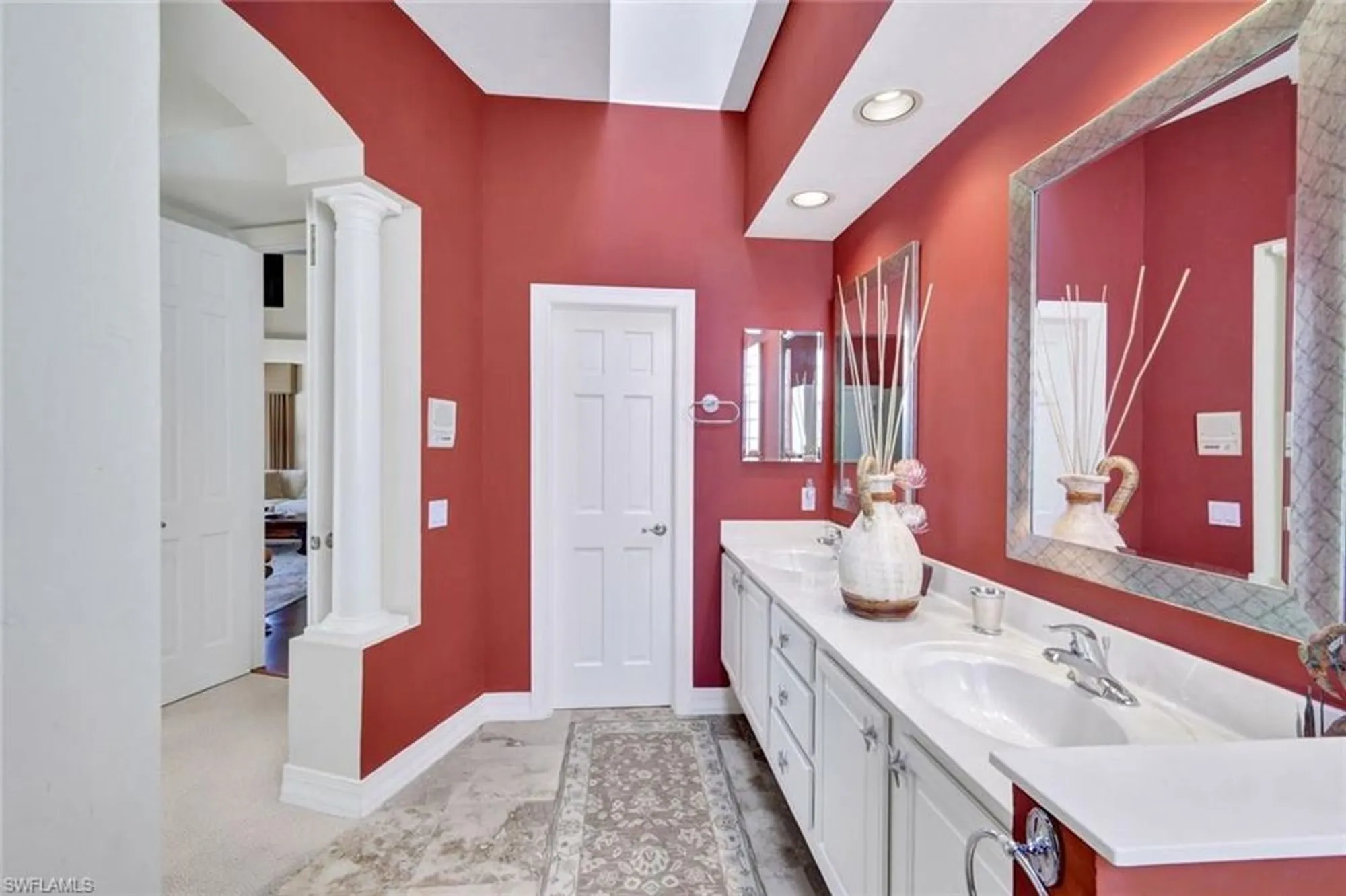 Property Slideshow image 19 of 41 | 26211 siena dr, Bonita Springs, FL, 34134
