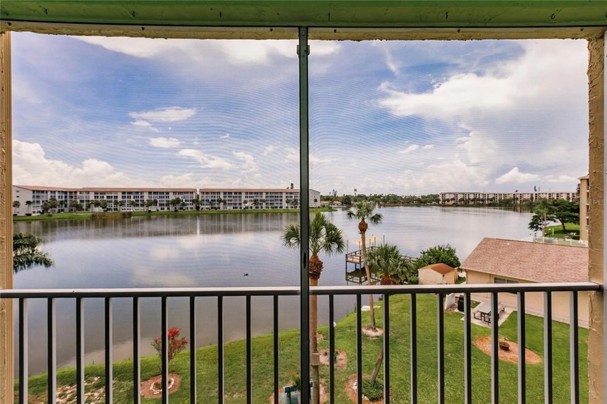 Property Slideshow image 27 of 64 | 3635 lake bayshore dr j-410, Bradenton, FL, 34205