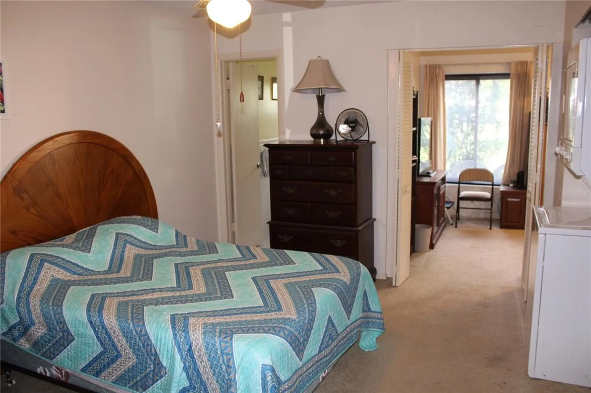 Property Slideshow image 23 of 39 | 2360 irish ln 16, Clearwater, FL, 33763