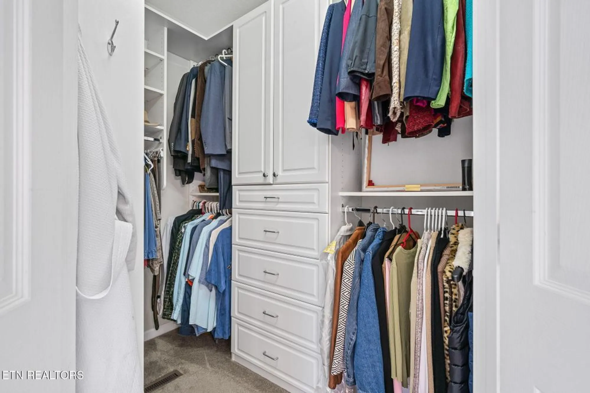 Property Slideshow image 33 of 60 | 120 valarian dr, Crossville, TN, 38558