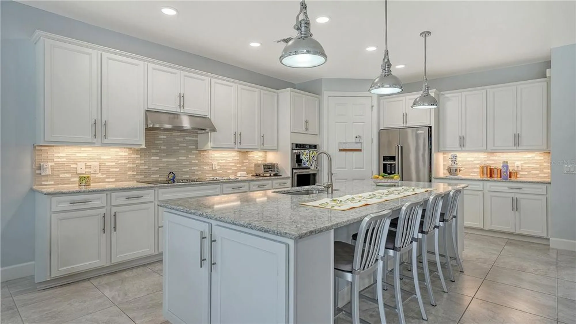 Property Slideshow image 8 of 59 | 5595 rain lily ct, Sarasota, FL, 34238