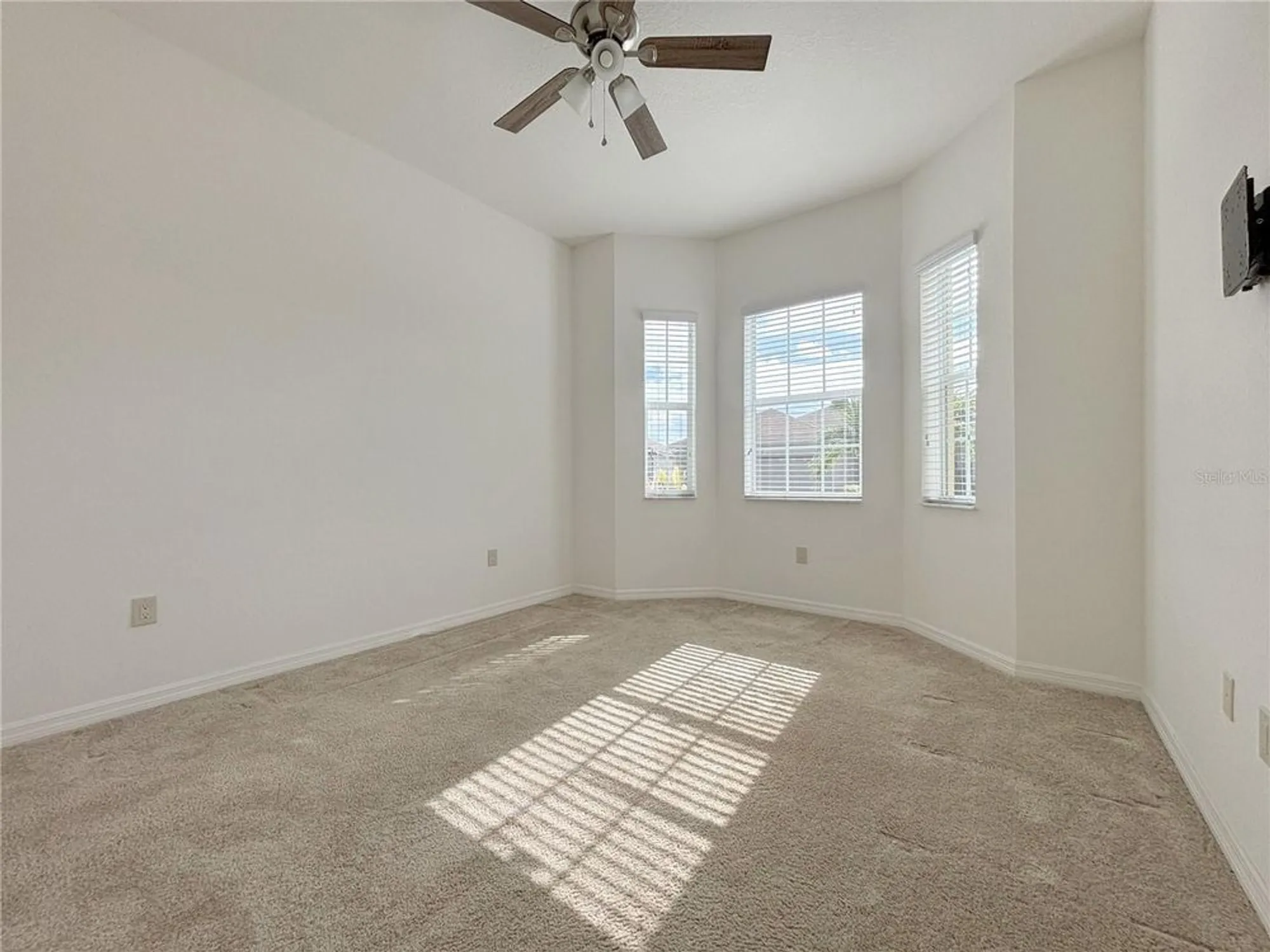 Property Slideshow image 19 of 77 | 6212 pinehurst loop, Winter Haven, FL, 33884